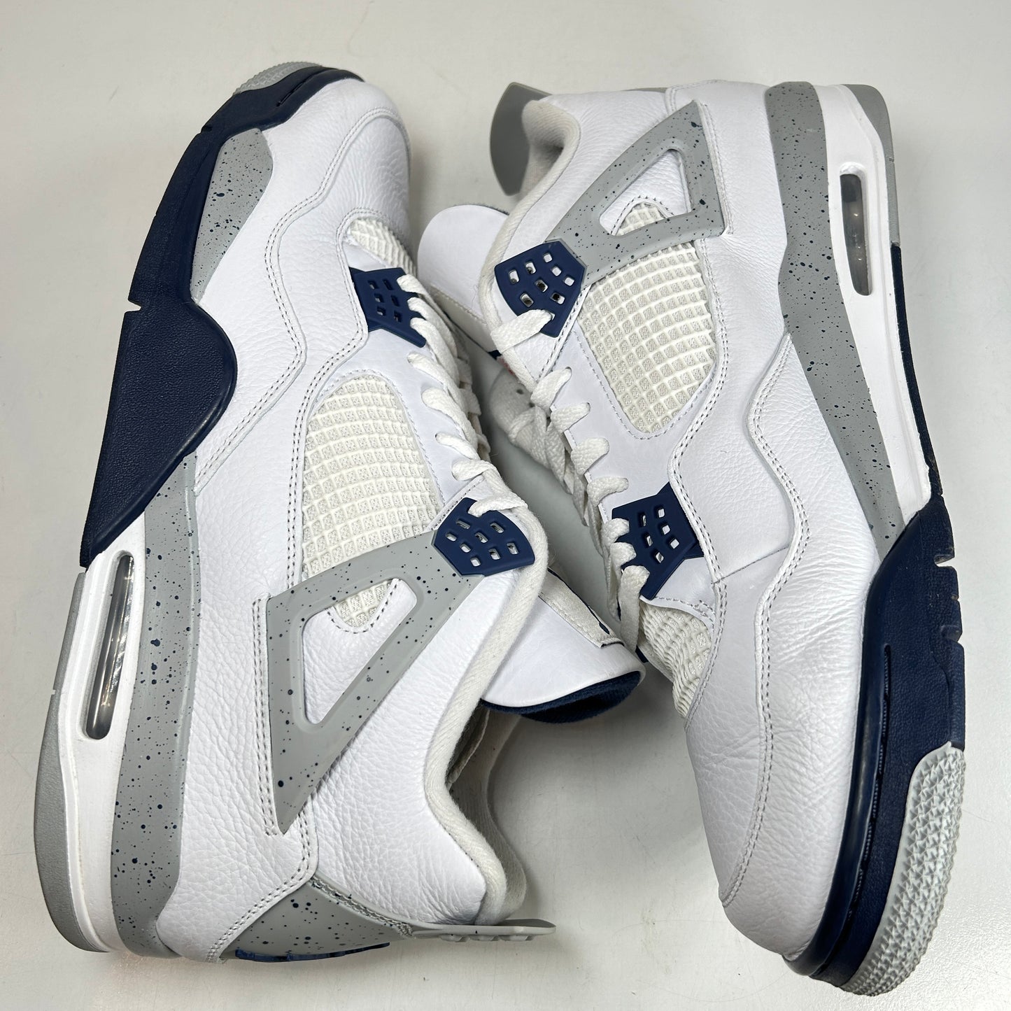 DH6927 140 Jordan 4 Retro Midnight Navy [USED] - 15 M (Used)