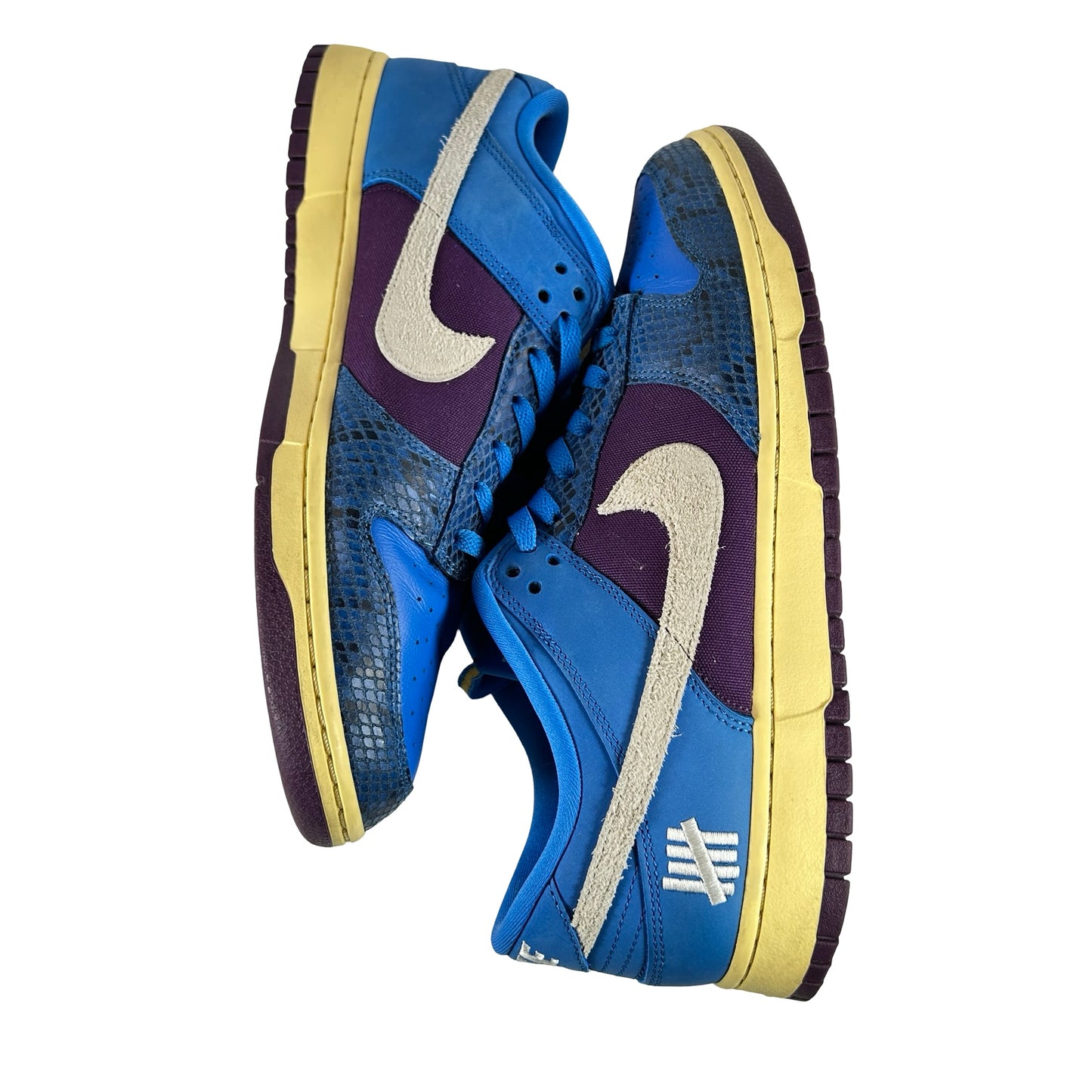 DH6508 400 Nike Dunk Low Undefeated 5 On It Dunk vs.AF1