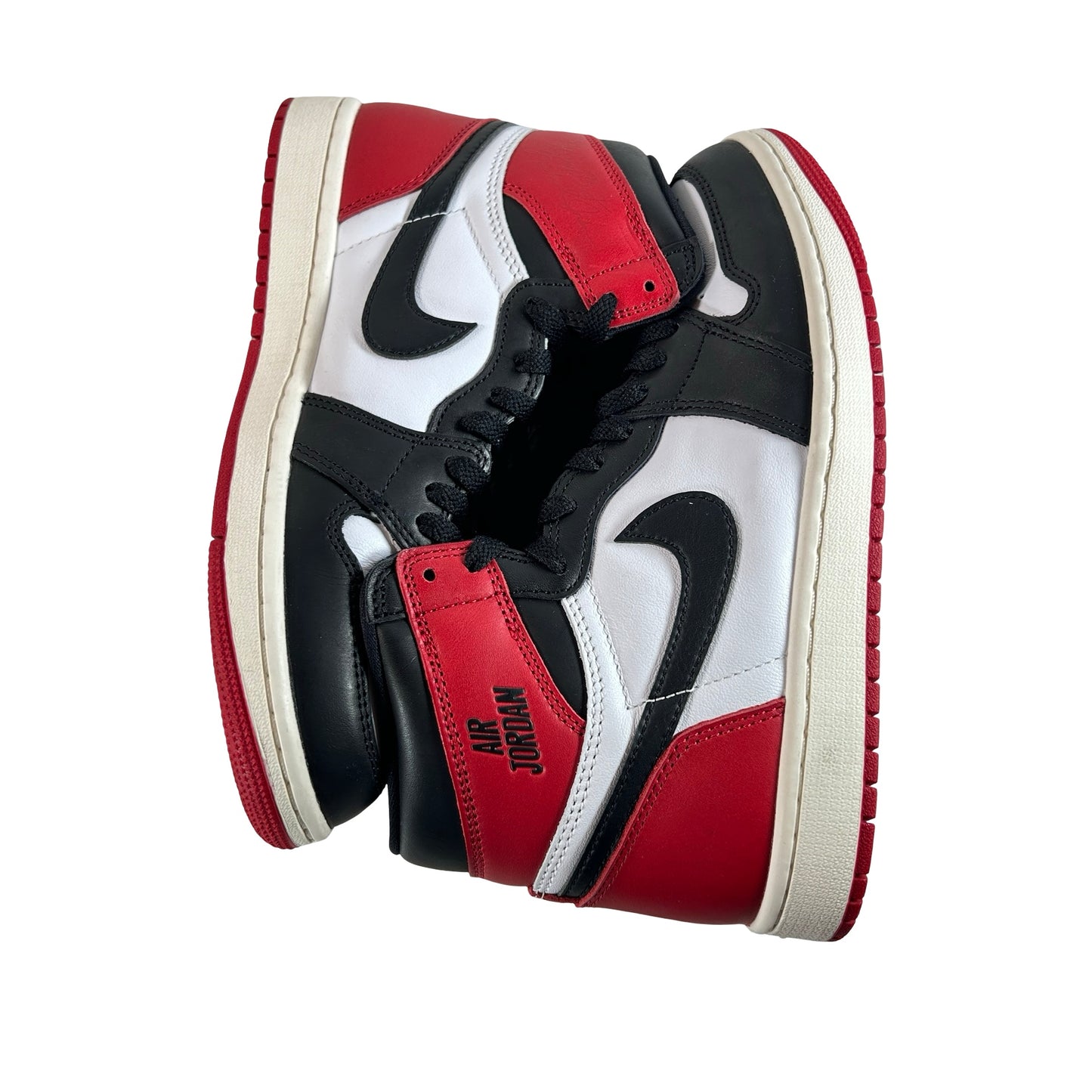 DZ5485 106 Jordan 1 Retro High OG Black Toe Reimagined [USED] - 7.5 M (Used3)