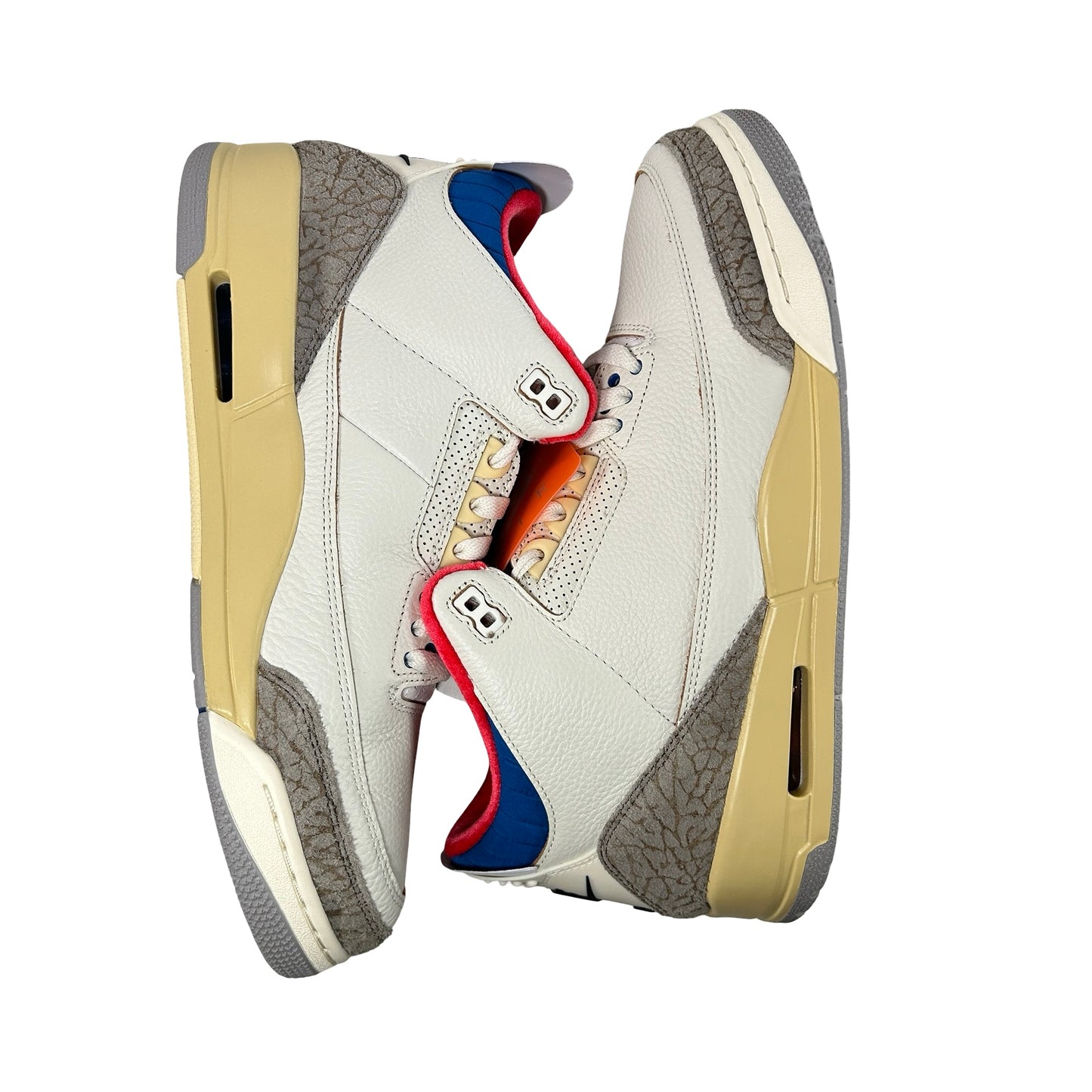 IB1482 100 Jordan 3 Retro Seoul 2.0 [USED] - 11.5M (VNDS)