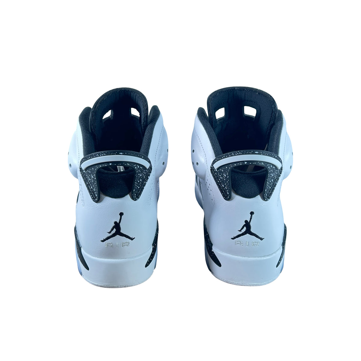 CT8529 108 Air Jordan 6 Retro Oreo (2026) [USED] - 9.5 M (Used)