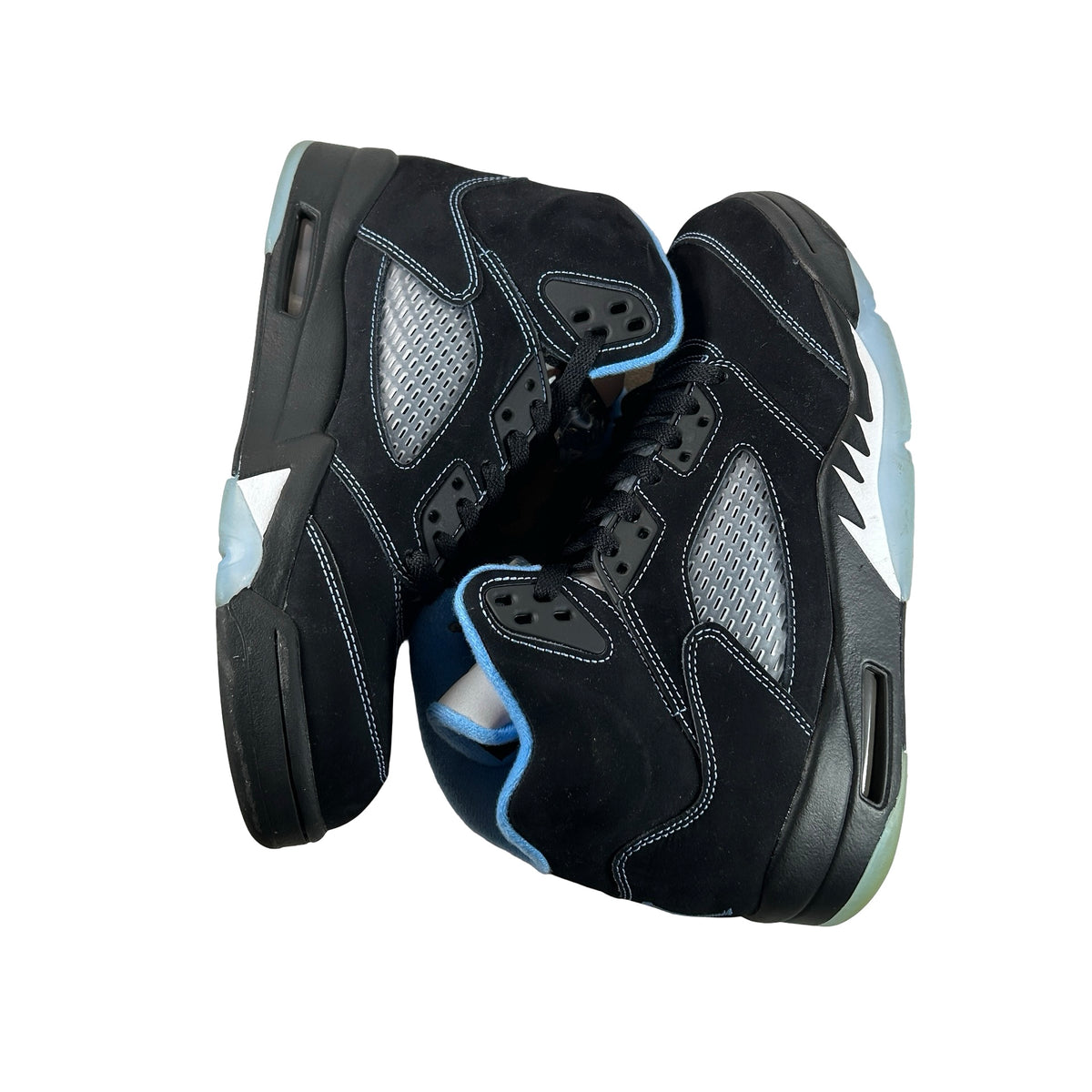 DD0587 008 Jordan 5 Retro Black University Blue (2026) [USED] - 8 M (Used)
