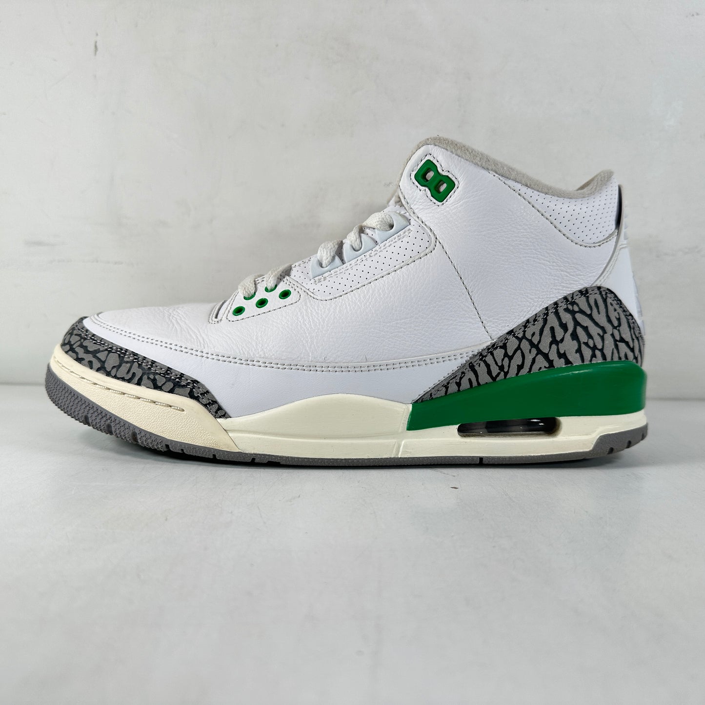 CK9246 136 Jordan 3 Retro Lucky Green (W) [USED] - 11.5 W (Used2)