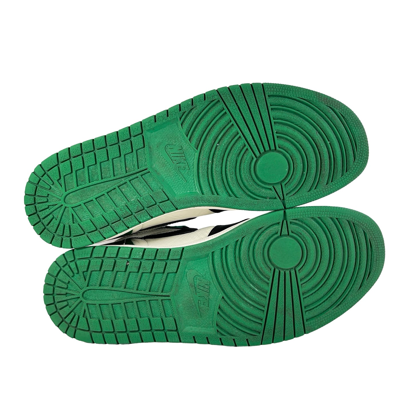 555088 302 Jordan 1 Retro High Pine Green [USED] - 11.5 M (Used)