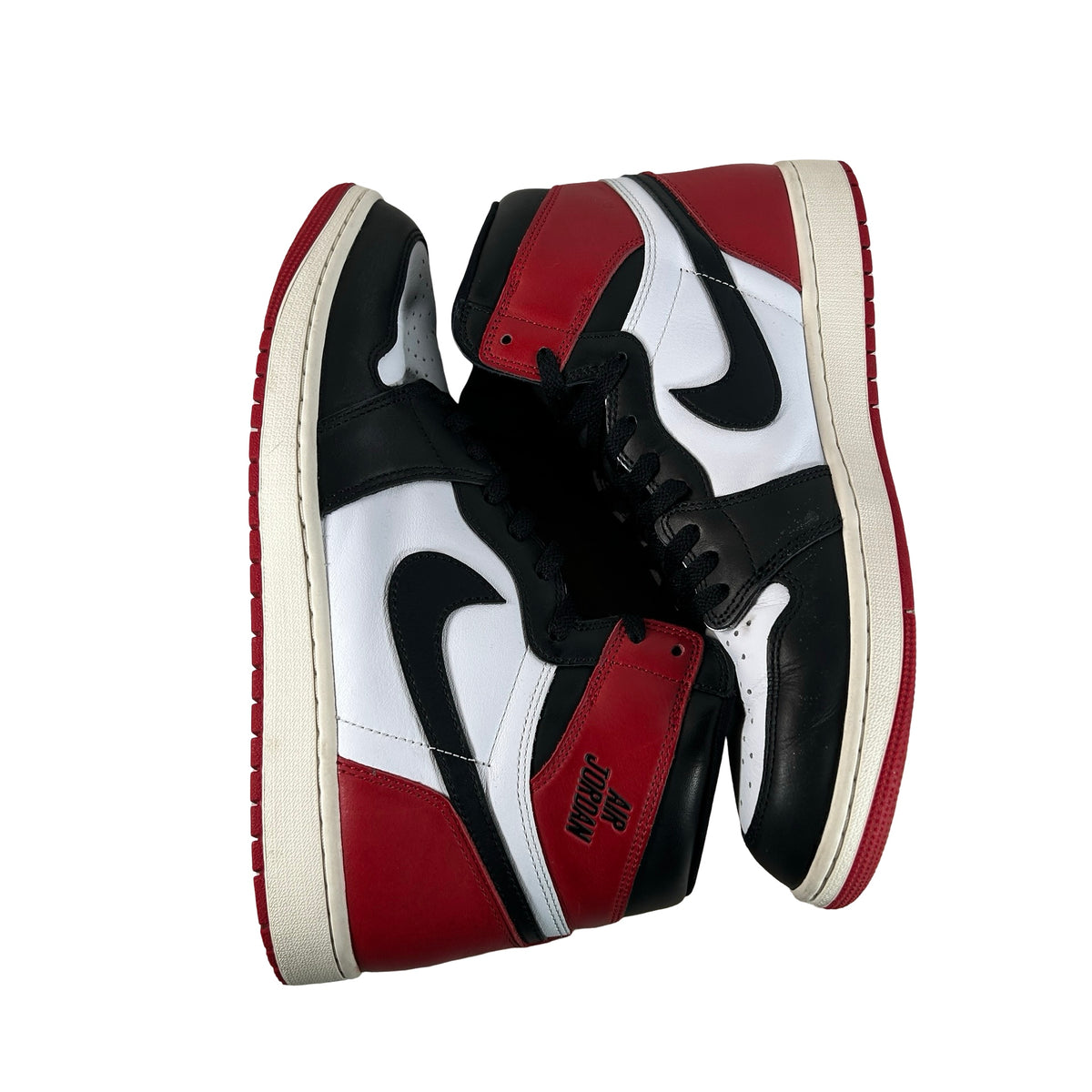 DZ5485 106 Jordan 1 Retro High OG Black Toe Reimagined [USED] - 13 M (Used6)