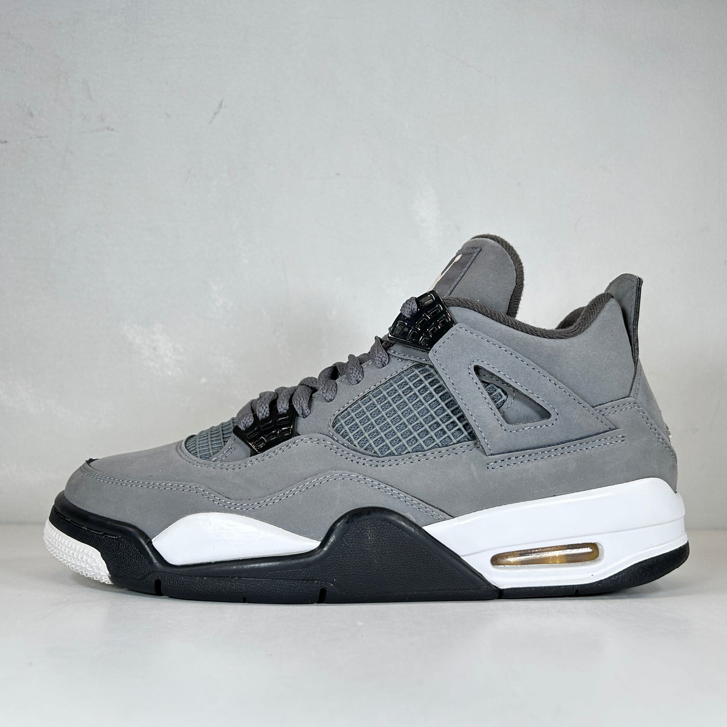308497 007 Jordan 4 Retro Cool Grey (2019) [USED] - 8 M (Used)