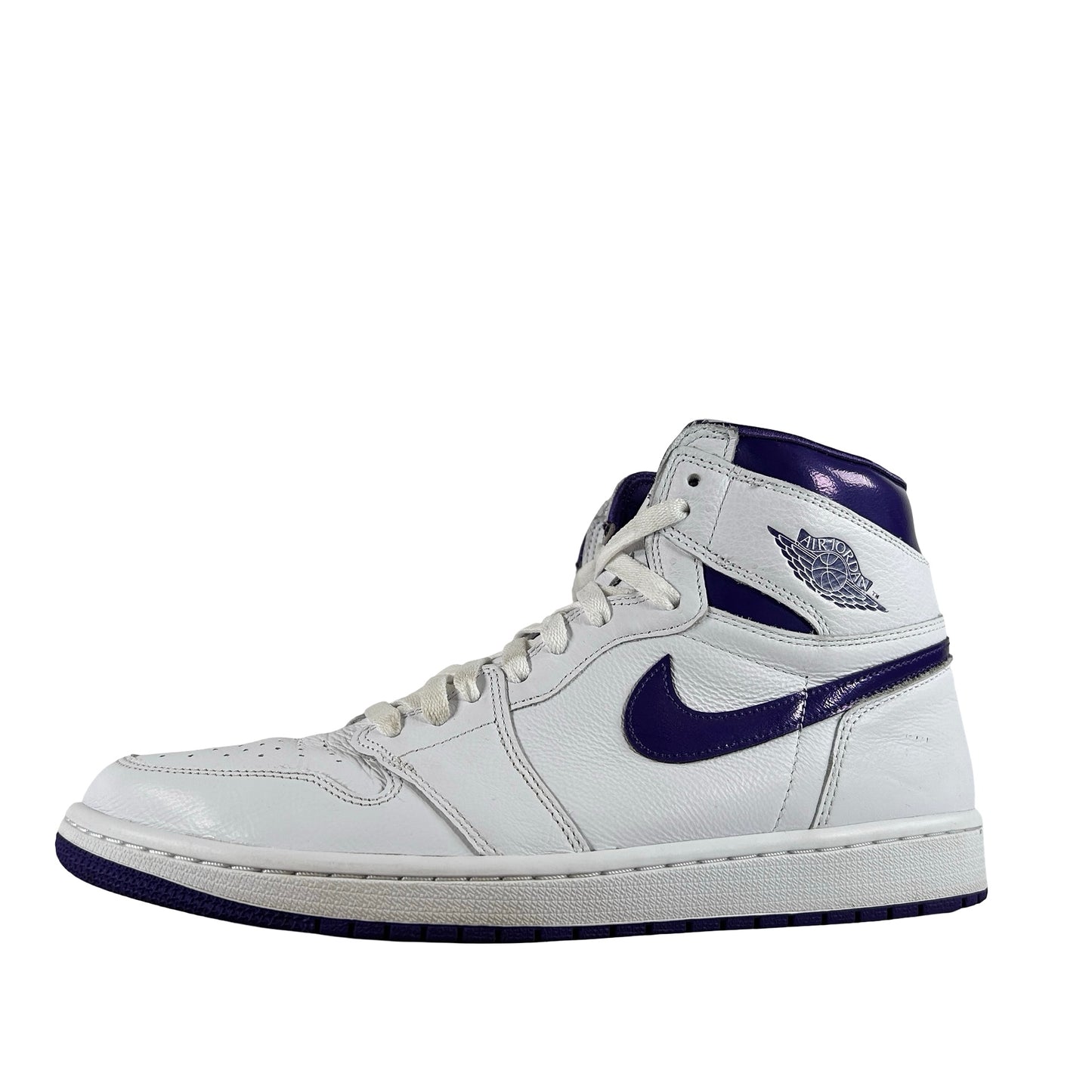 CD0461 151 Wmns Jordan 1 Retro High Court Purple [USED] - 12 W (Used)