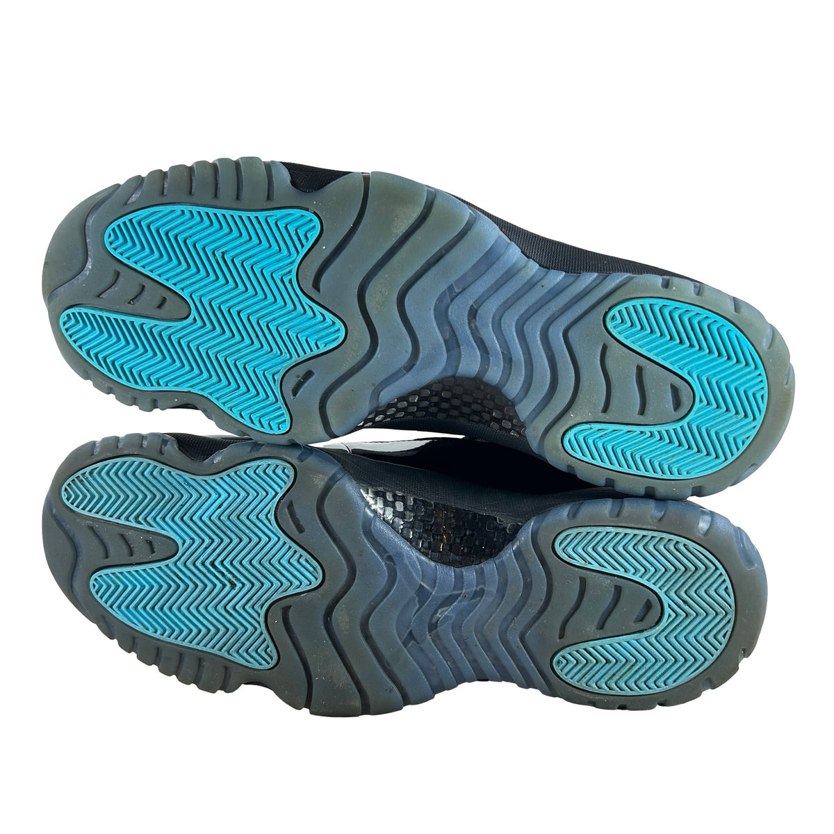 CT8012 047 Jordan 11 Retro Gamma Blue (2025) [USED] - 14 M (Used) (No Box)