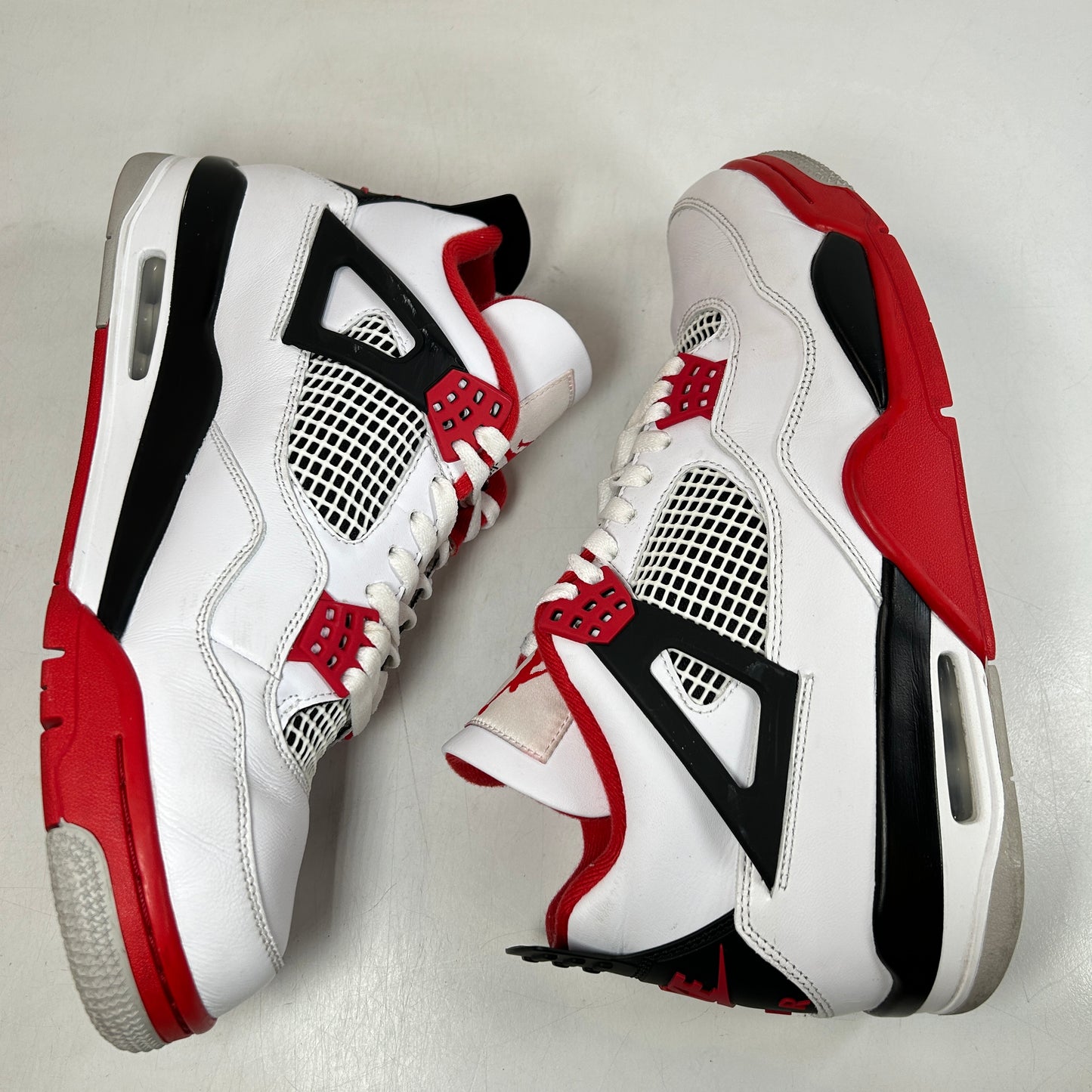 DC7770 160 Jordan 4 Retro Fire Red (2020) [USED] - 11 M (Used3)