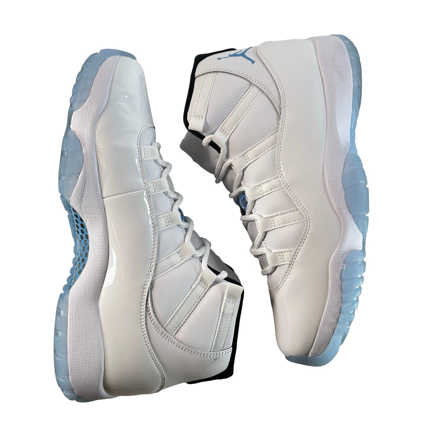 CT8012 104 Jordan 11 Retro Legend Blue (2024) [USED] - 10.5 M (Used)
