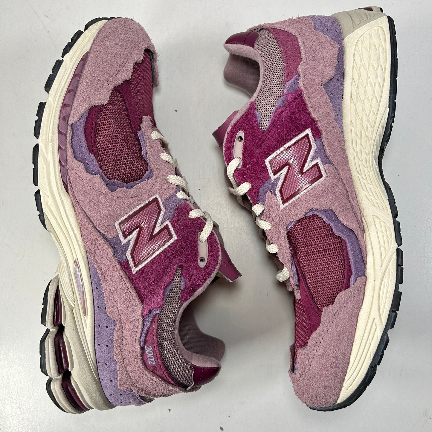 M2002RDH New Balance 2002R Paquete de protección Rosa