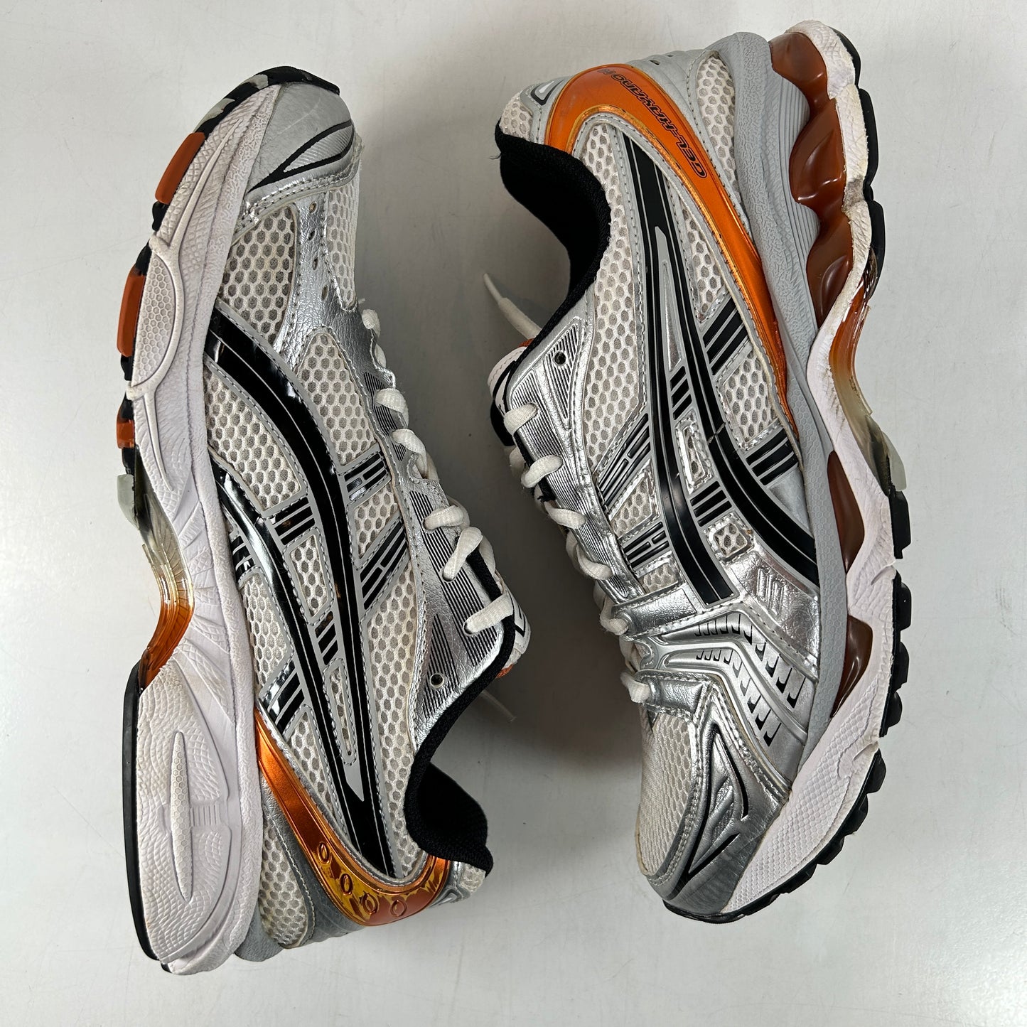 1201A019 109 ASICS Gel-Kayano 14 White Piquant Orange [USED] - 8.5 (Used) (No Box)