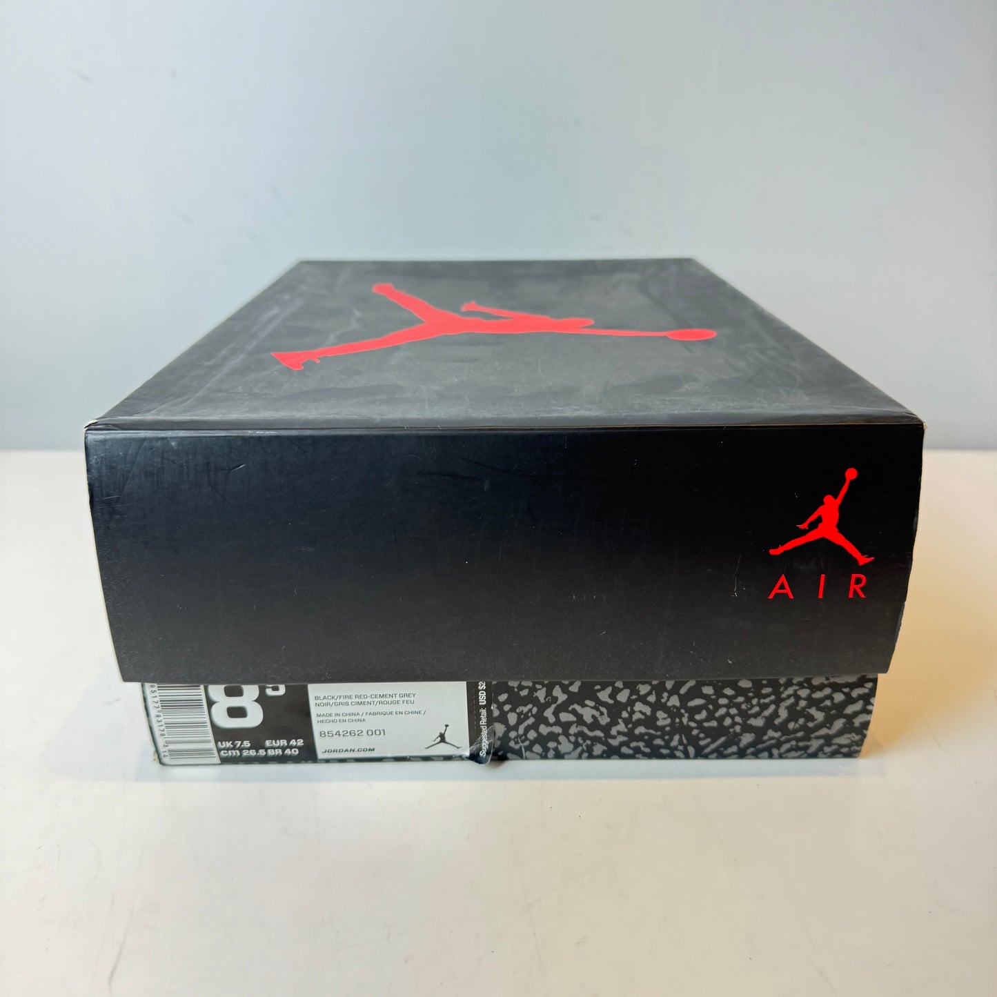 854262 001 Jordan 3 Black Cement 2018 [USED] - 8.5 M (Used2)