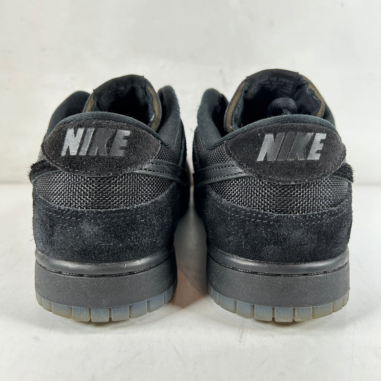 DO9329 001 Nike Dunk Low SP Undefeated 5 On It Black [USED] - 10 M (Used)