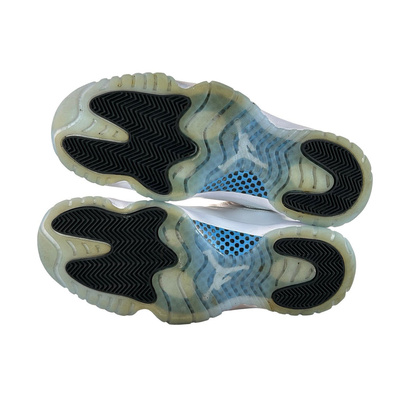 CT8012 104 Jordan 11 Retro Legend Blue (2024) [USED] - 11 M (Used12)