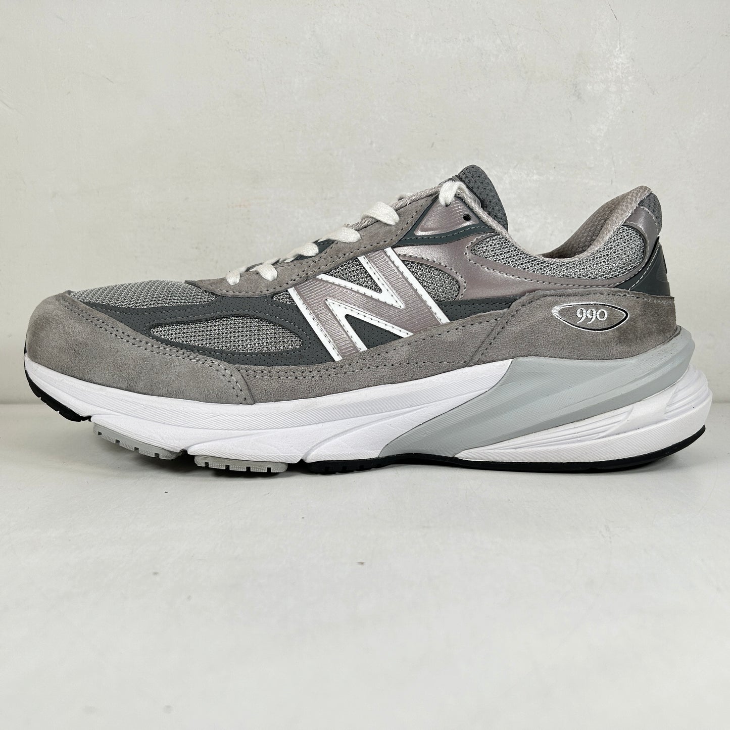 M990GL6 New Balance 990v6 MiUSA Grey [USED] - 11 M (Used)