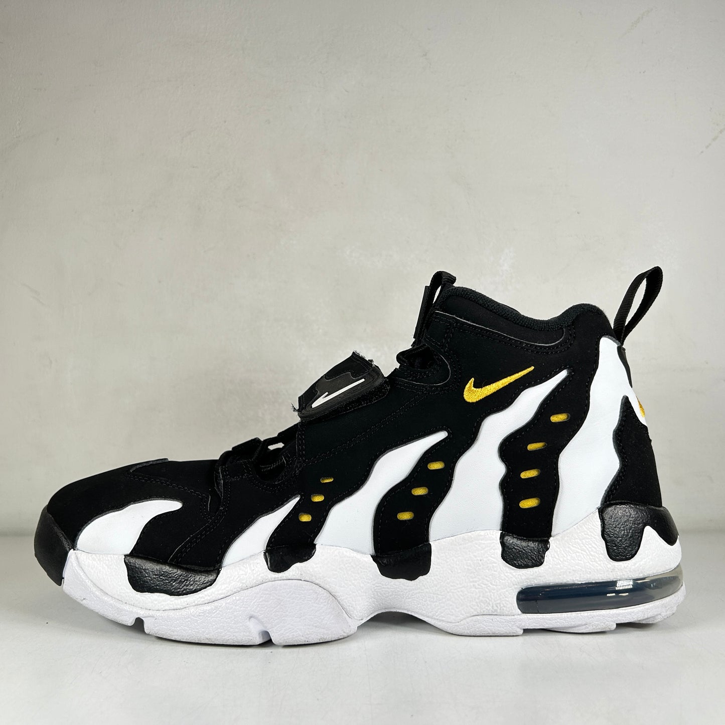 HM8249 001 Nike Air DT Max '96 Black White (2024) [USED] - 12 M (Used2)