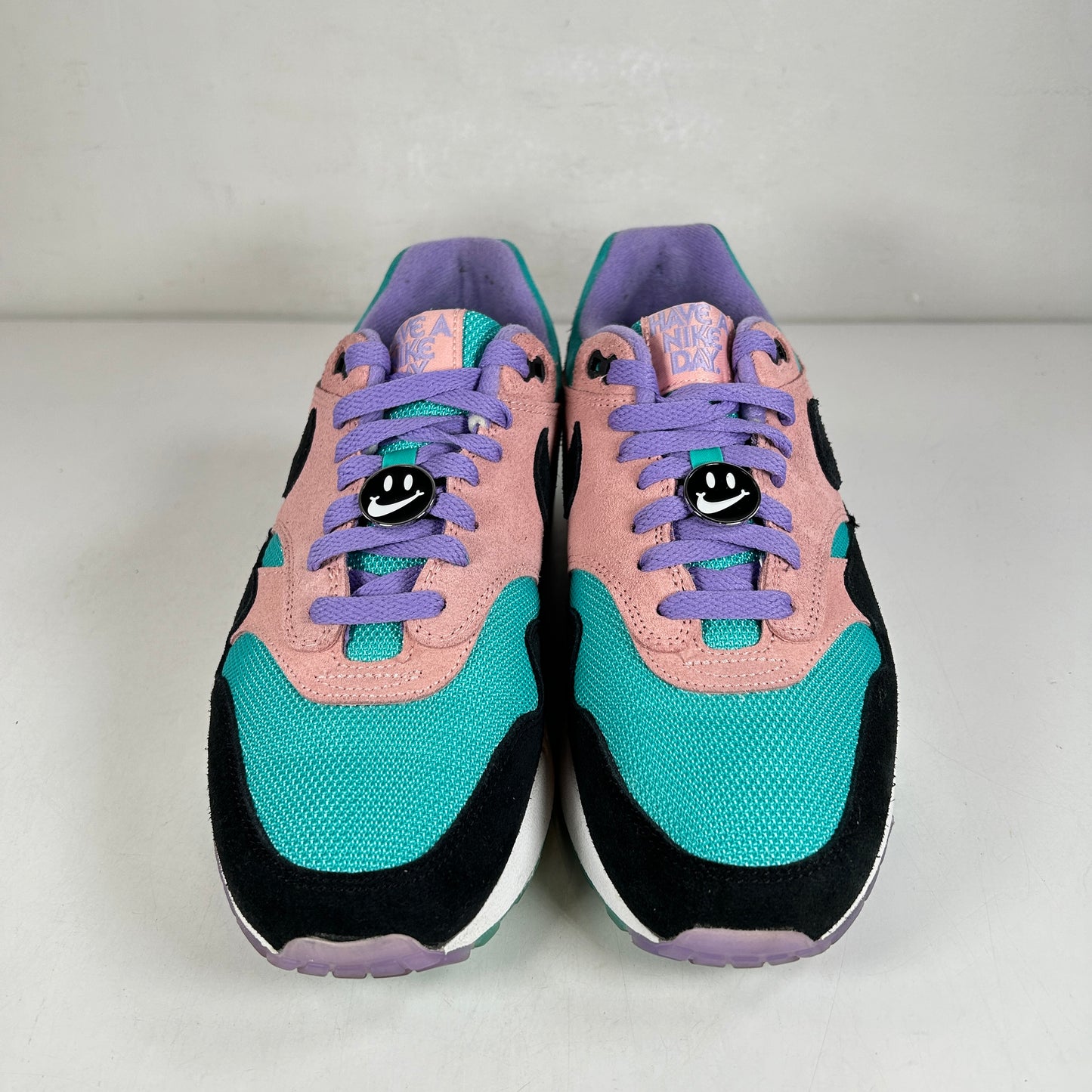 BQ8929 500 Nike Air Max 1 Have a Nike Day [USED] - 8.5 M (Used)