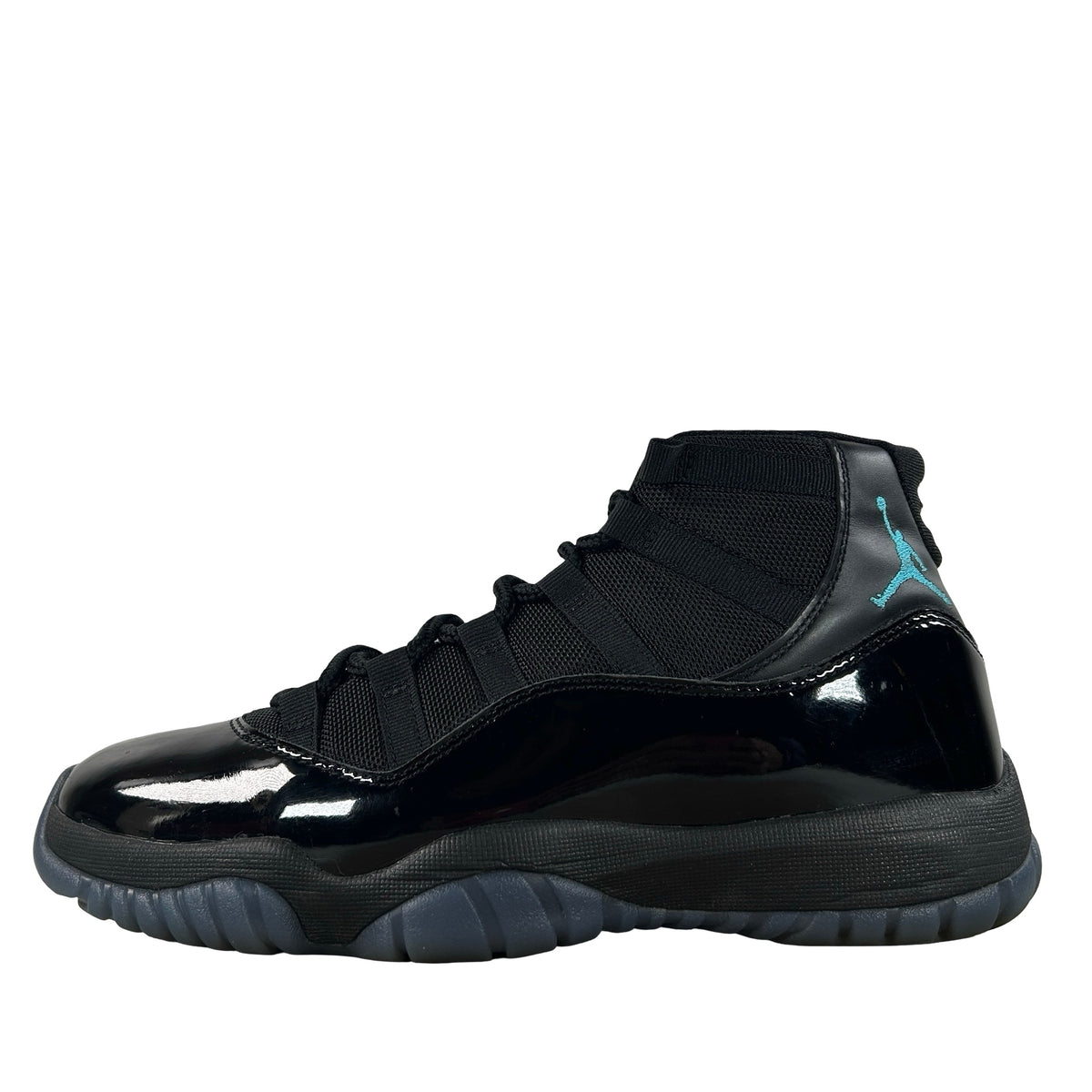 CT8012 047 Jordan 11 Retro Gamma Blue (2025) [USED] - 9 M (Used10)