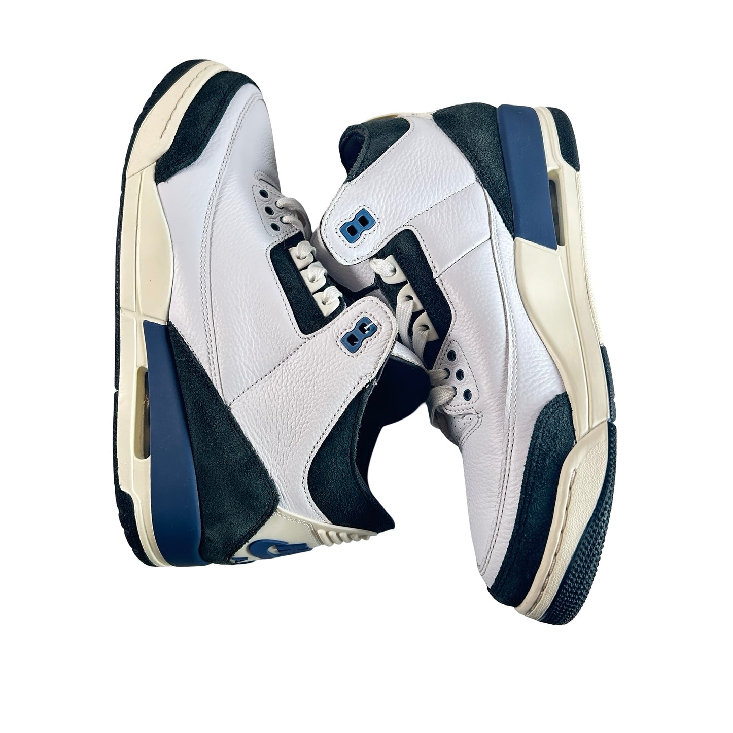 HV8571 100 Jordan 3 Retro OG SP A Ma Maniére Diffused Blue [USED] - 10.5 M (Used)