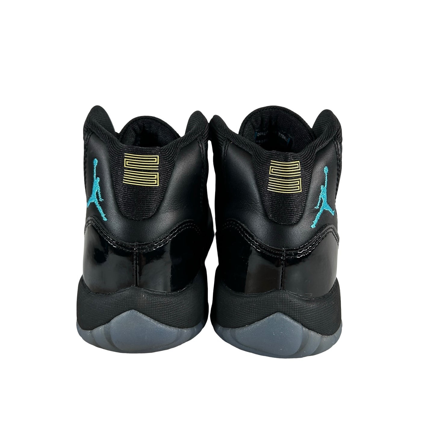 378038 047 Jordan 11 Retro Gamma Blue (2025) (GS) [USED] - 3.5 Y (Used)