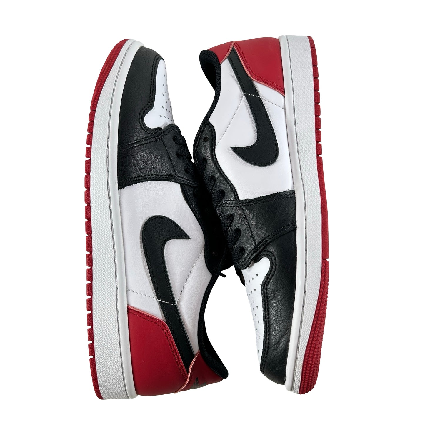 CZ0790 106 Jordan 1 Retro Low OG Punta negra (2023)
