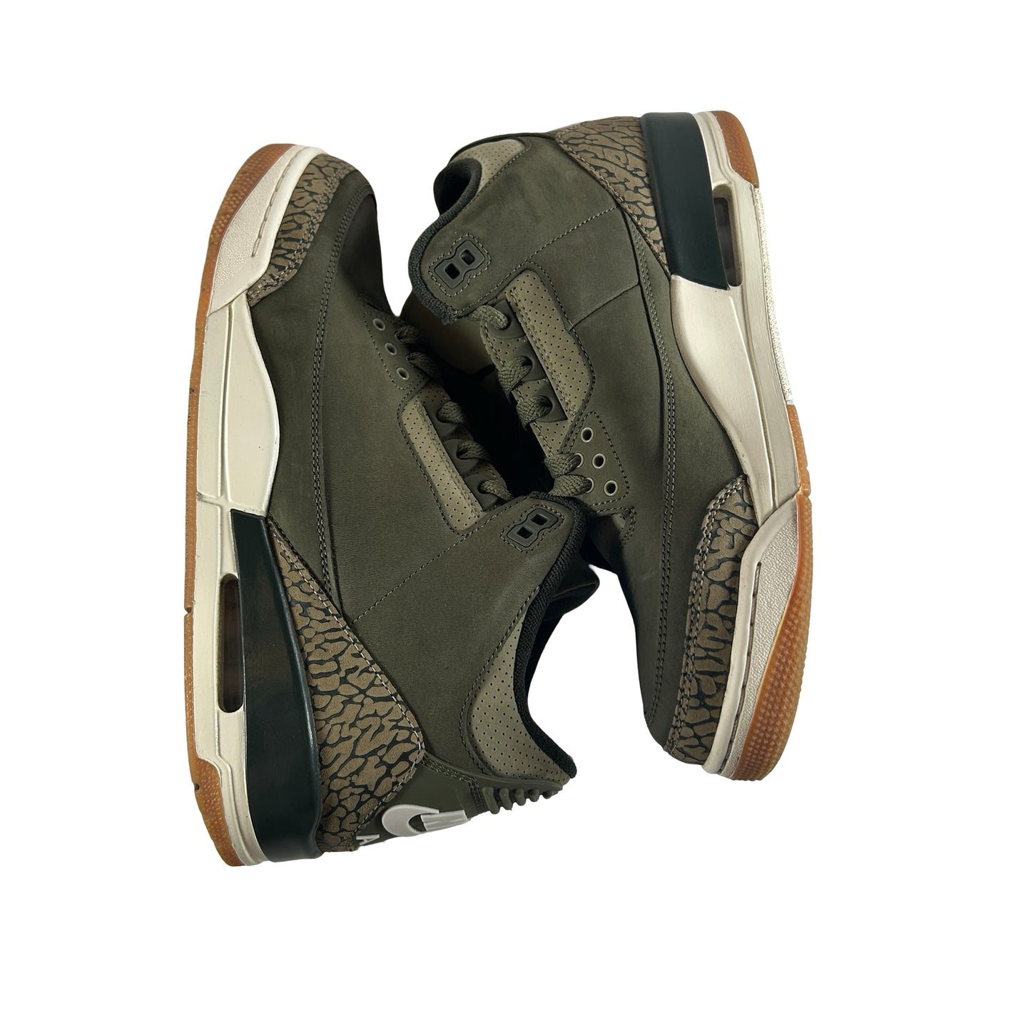 DN3707 202 Jordan 3 Retro Family Affair [USED] - 9 M (Used)