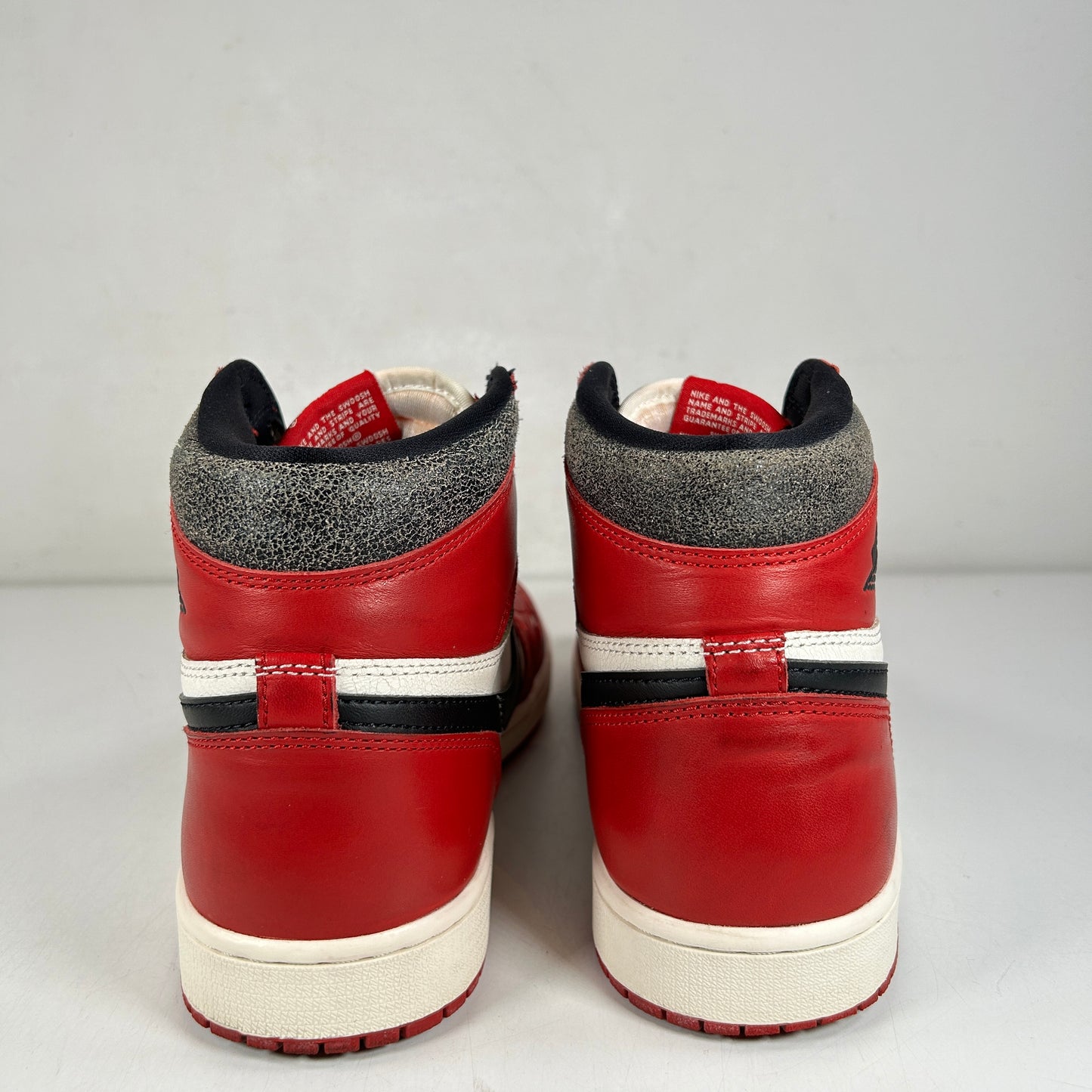 DZ5485 612 Jordan 1 Retro High OG Chicago Lost And Found [USED] - 9.5 M (Used3)