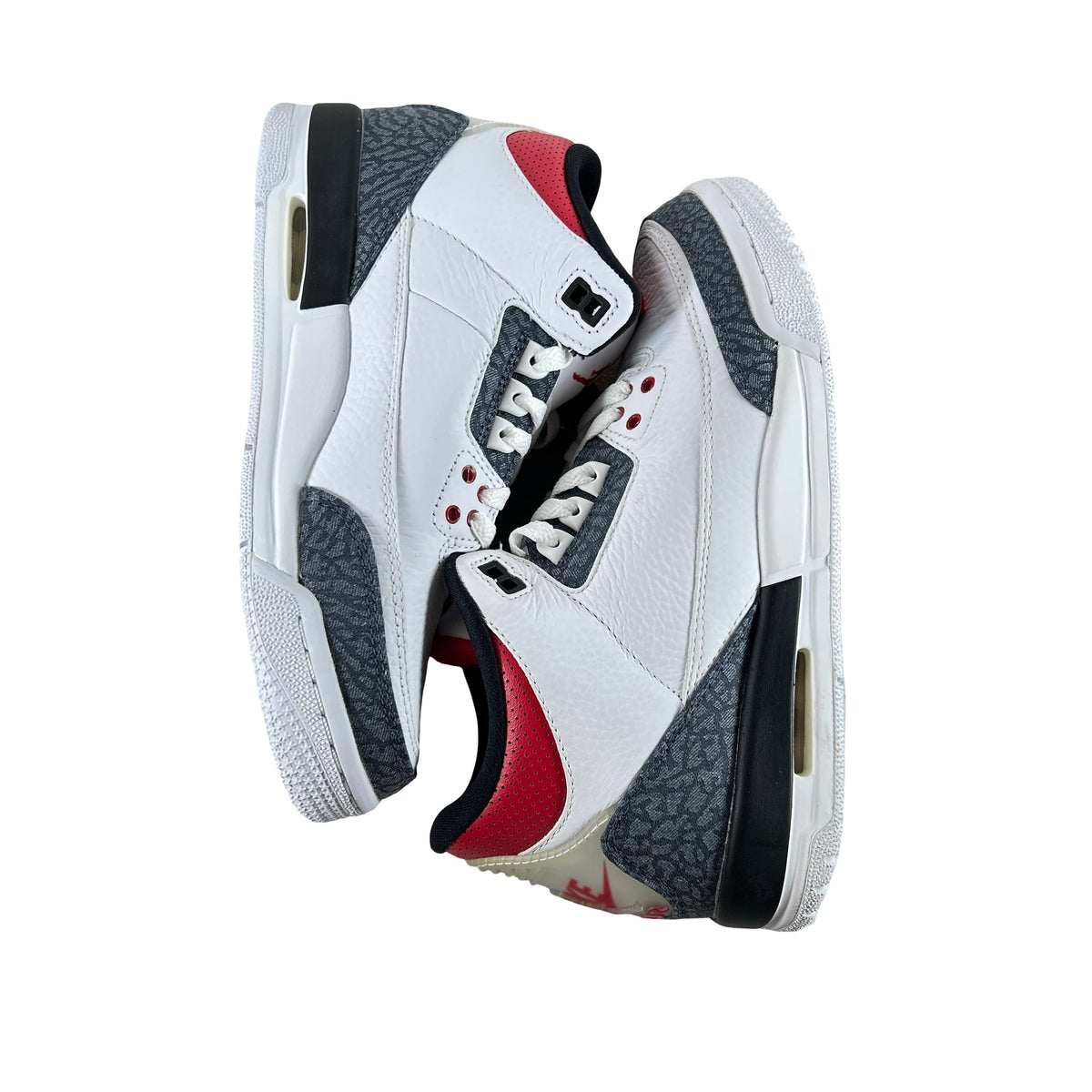 CZ6634 100 Jordan 3 Retro SE Fire Red Denim (GS) - 7 Y (Yellowing Tab)