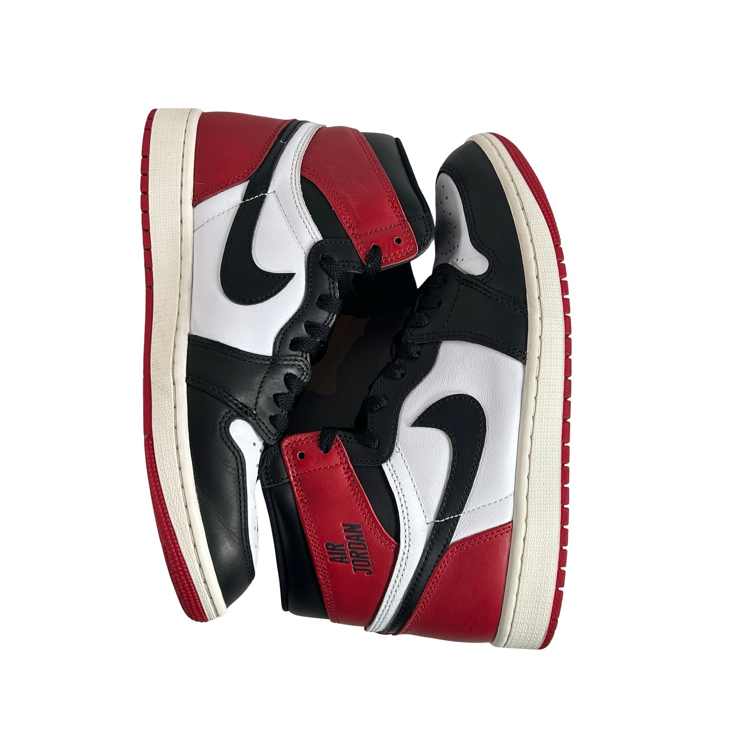 DZ5485 106 Jordan 1 Retro High OG Black Toe Reimagined [USED] - 9.5 M (Used9)