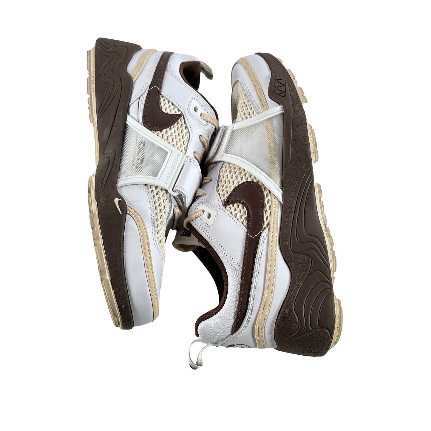 HQ3073 100 Nike Zoom Field Jaxx Travis Scott Light Chocolate [USED] - 12 M (VNDS)