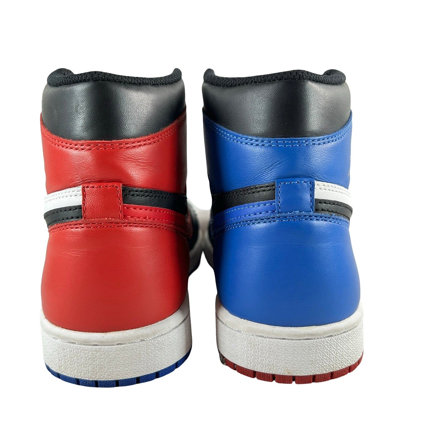 555088 026 Jordan 1 Retro Top 3 [USED] - 8 M (Used)