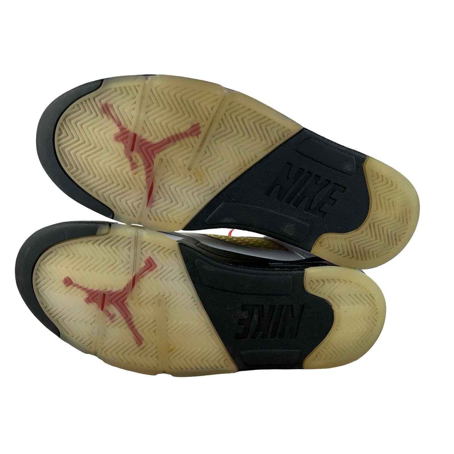 DA1911 102 Jordan 5 Fire Red [USED] - 9 M (Used6)