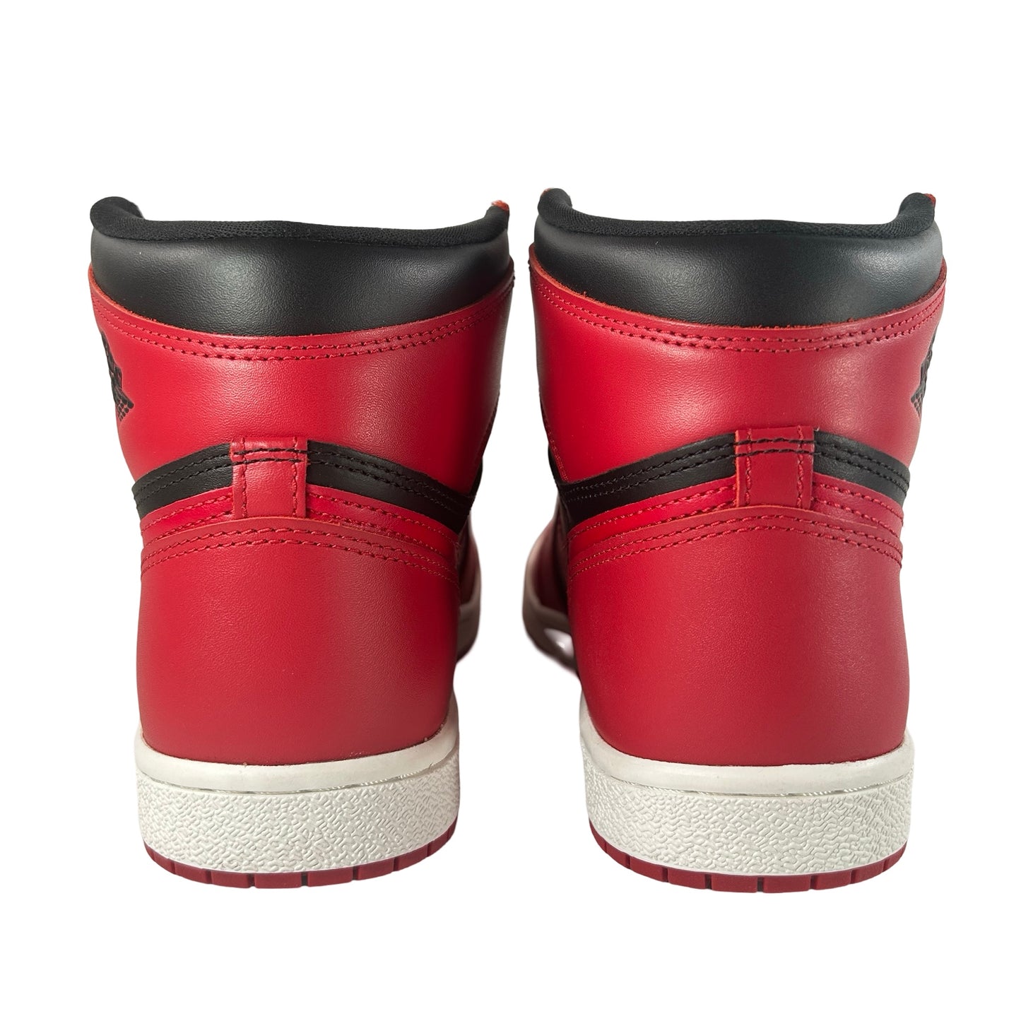 BQ4422 600 Jordan 1 Retro High '85 Varsity Red [USED] - 10.5 M (VNDS)