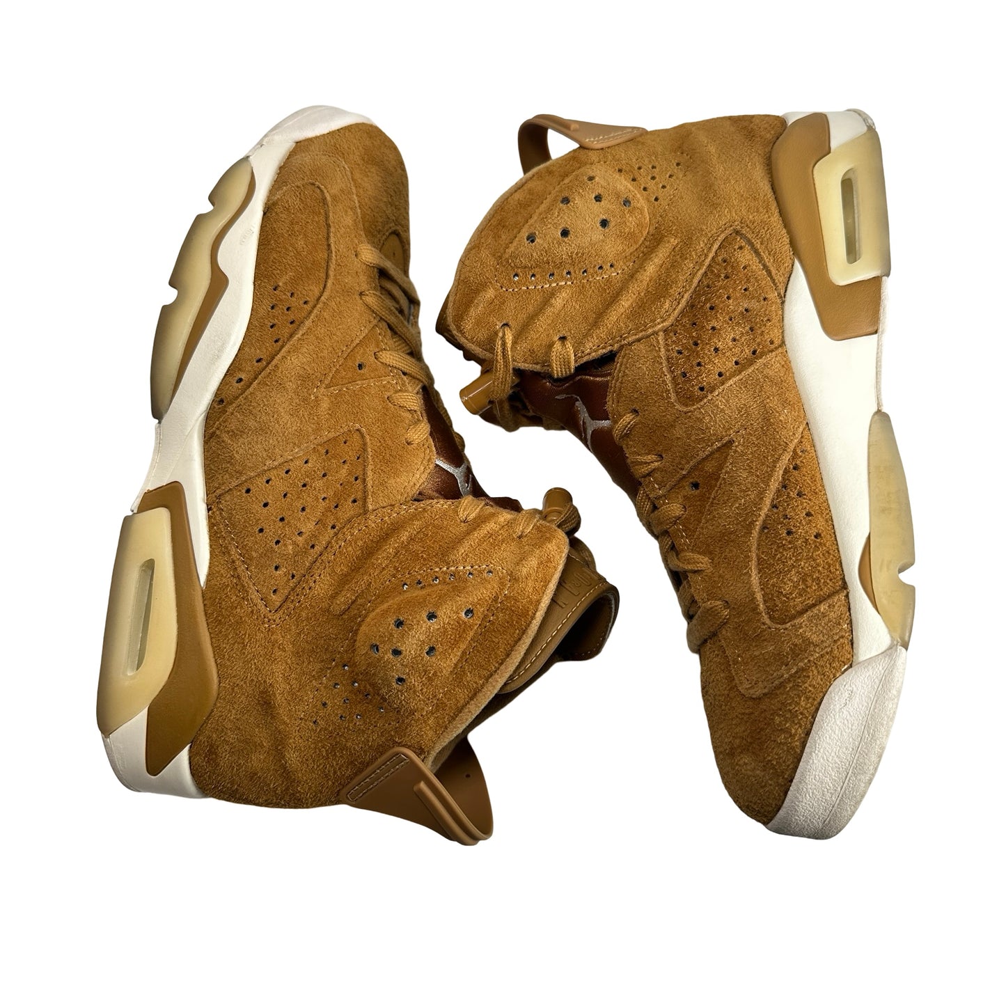 384664 705 Jordan 6 Retro Wheat [USED] - 8.5 M (Used)