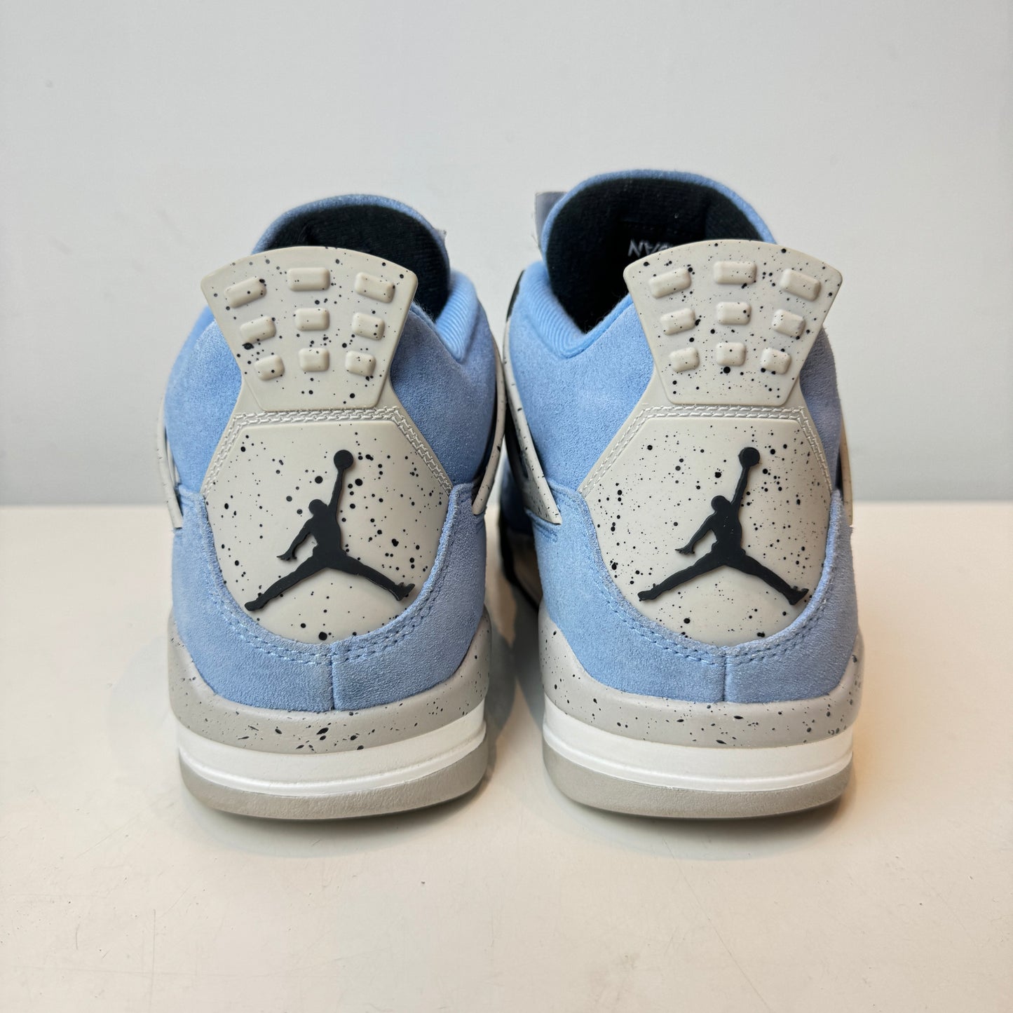 CT8527 400 Jordan 4 University Blue [USED] - 10.5 M (Used) (No Box)