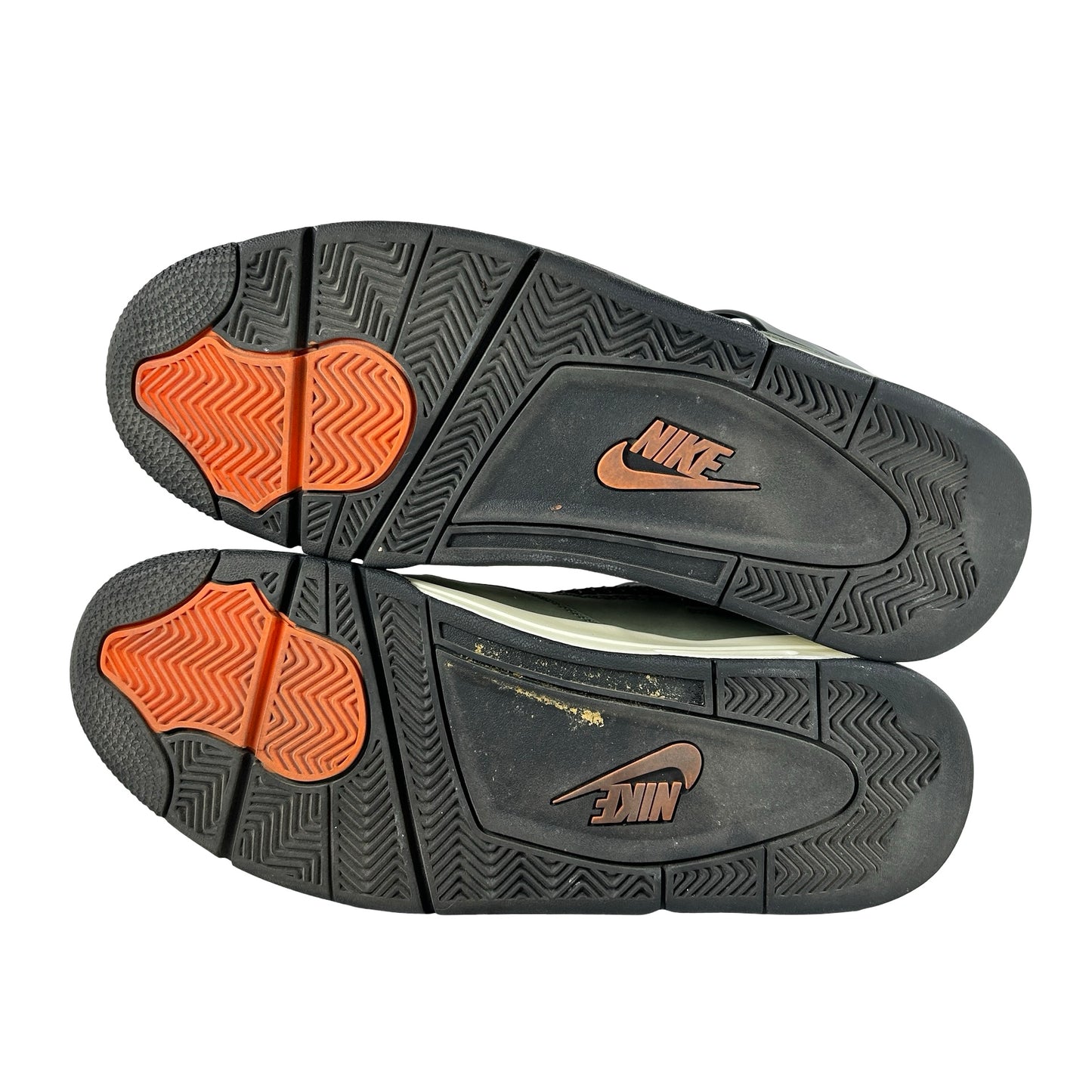 IB1519 200 Jordan 4 Retro OG SP Undefeated (2025) [USED] - 11.5 M (Used)