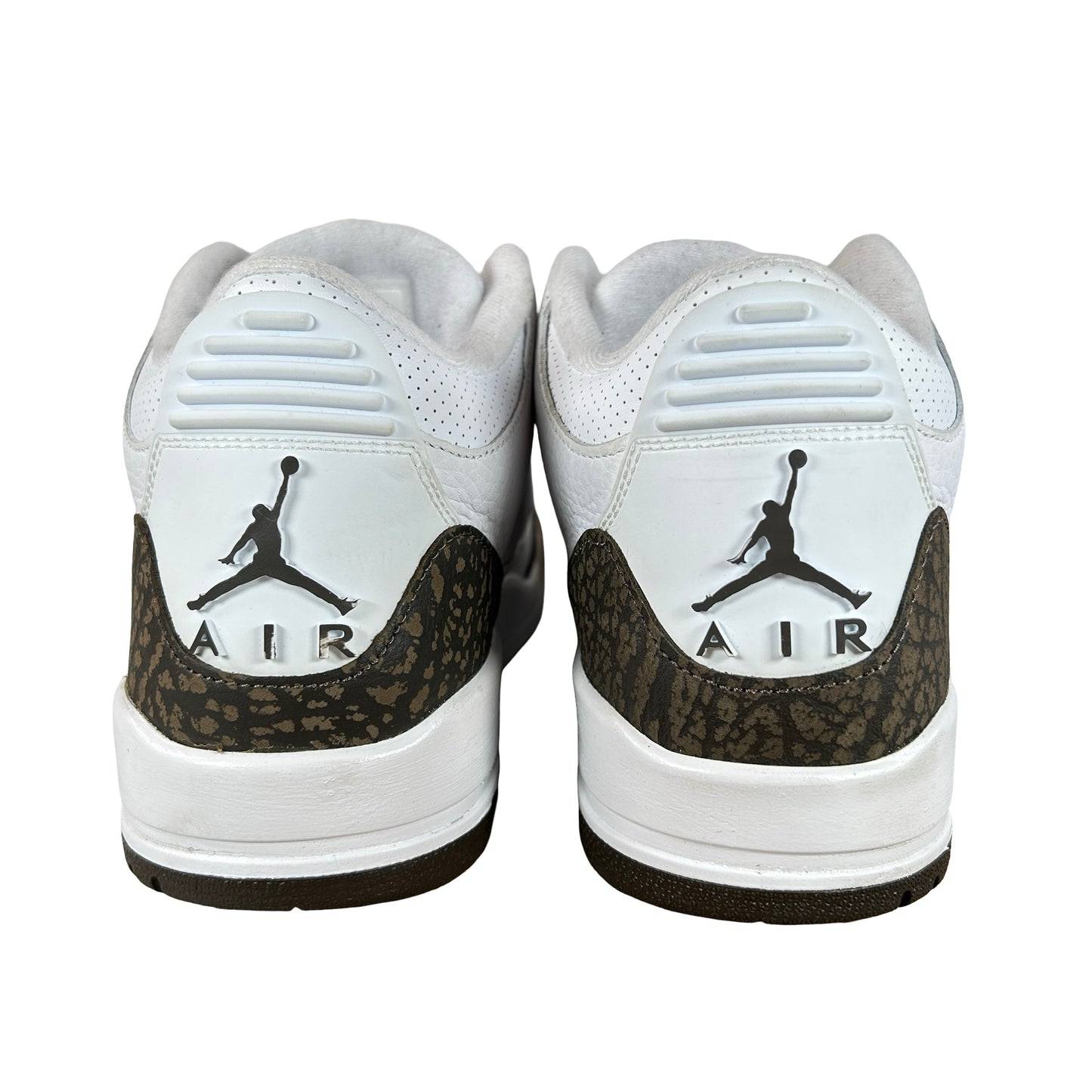 136064 122 Jordan 3 Moca