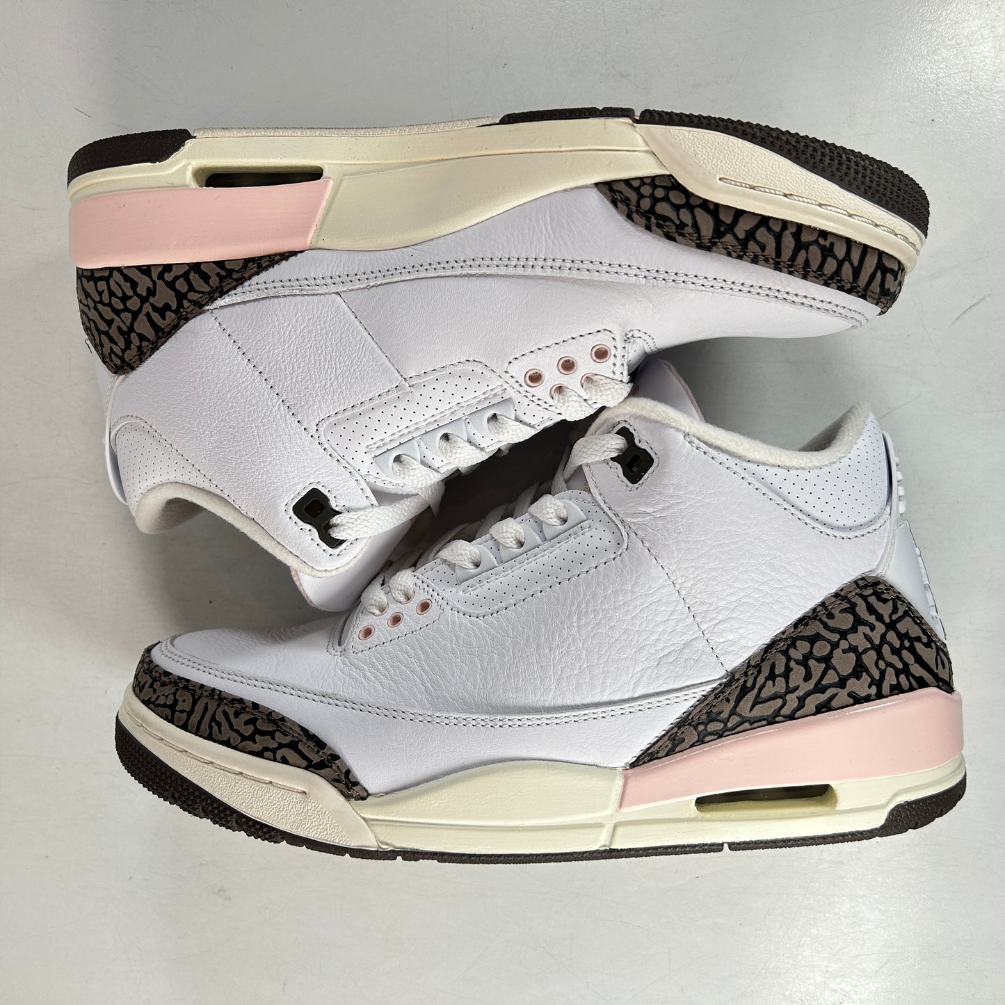 CK9246 102 Jordan 3 Retro Neapolitan Dark Mocha (Women's) [USED] - 10 W (VNDS)