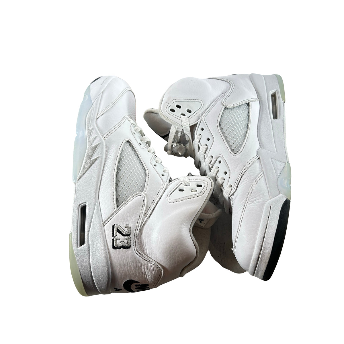 HQ7978 103 Jordan 5 Retro White Metallic (2026) [USED] - 8.5 M (Used)