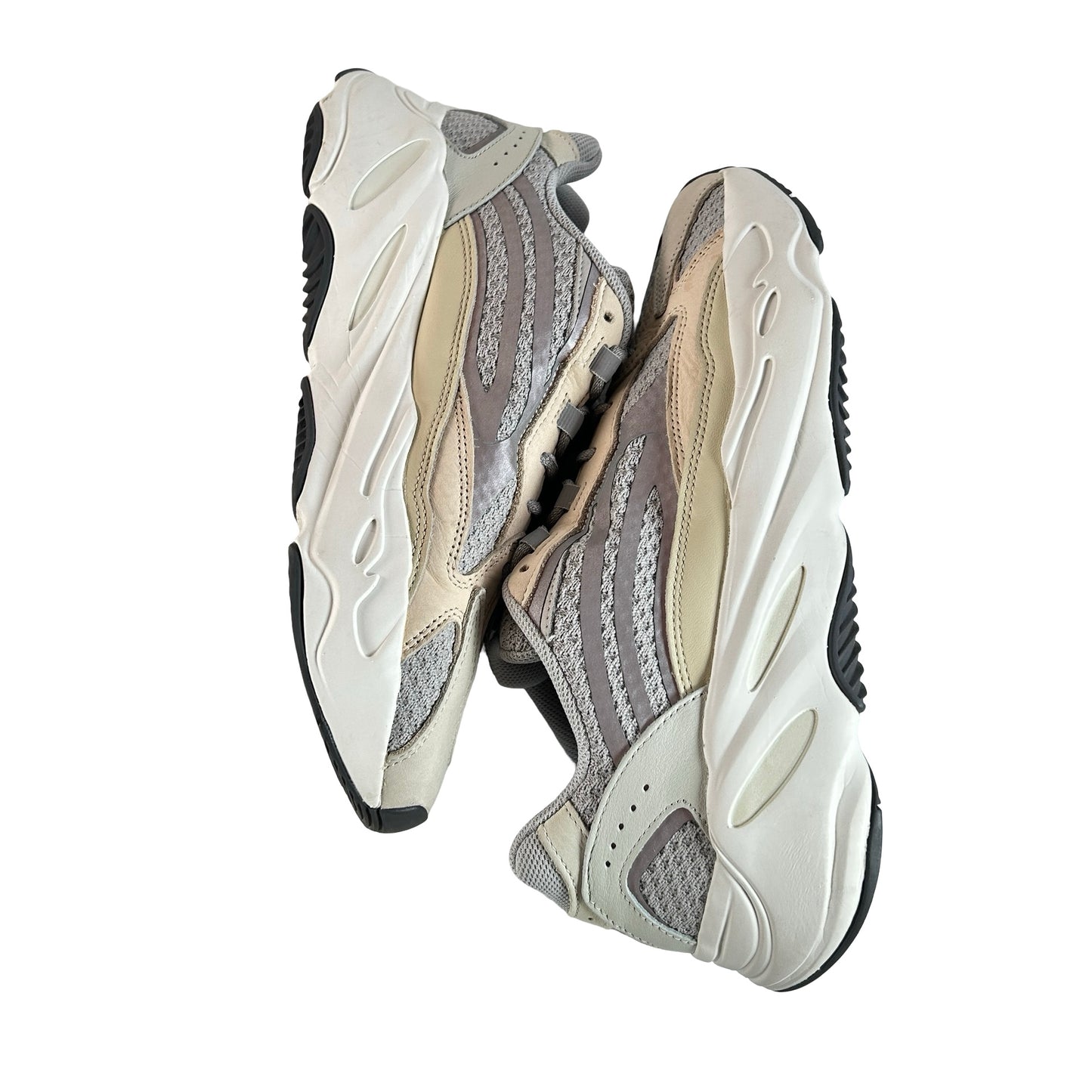 GY7924 adidas Yeezy Boost 700 V2 Cream [USED] - 11 M (Used) (No Box)