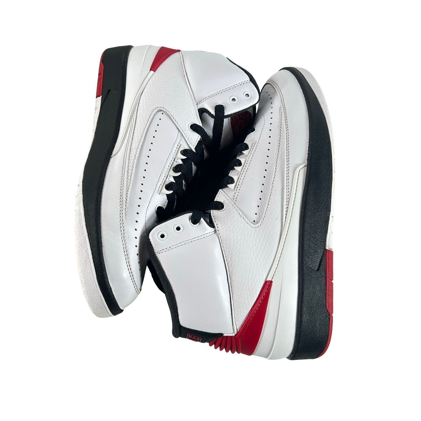 DX2454 106 Jordan 2 Retro OG Chicago (2022) [USED] - 8 M (Used2)