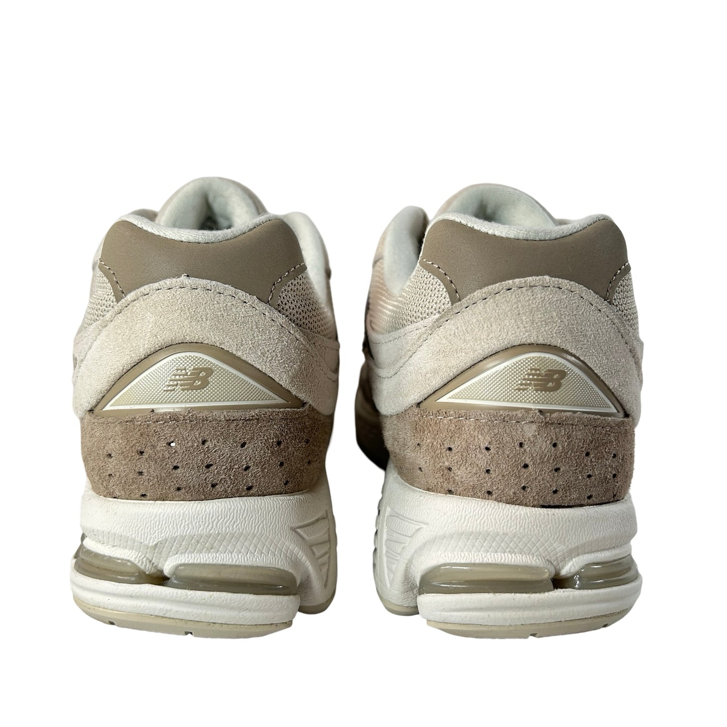 M2002RJN New Balance 2002R Light Dark Tan [USED] - 8 M (VNDS)