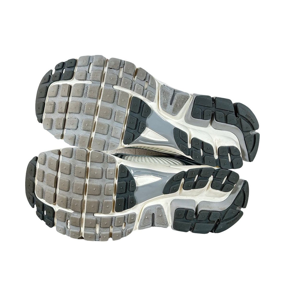 IM2219 121 Nike Zoom Vomero 5 Metallic Silver [USED] - 10 M (Used)