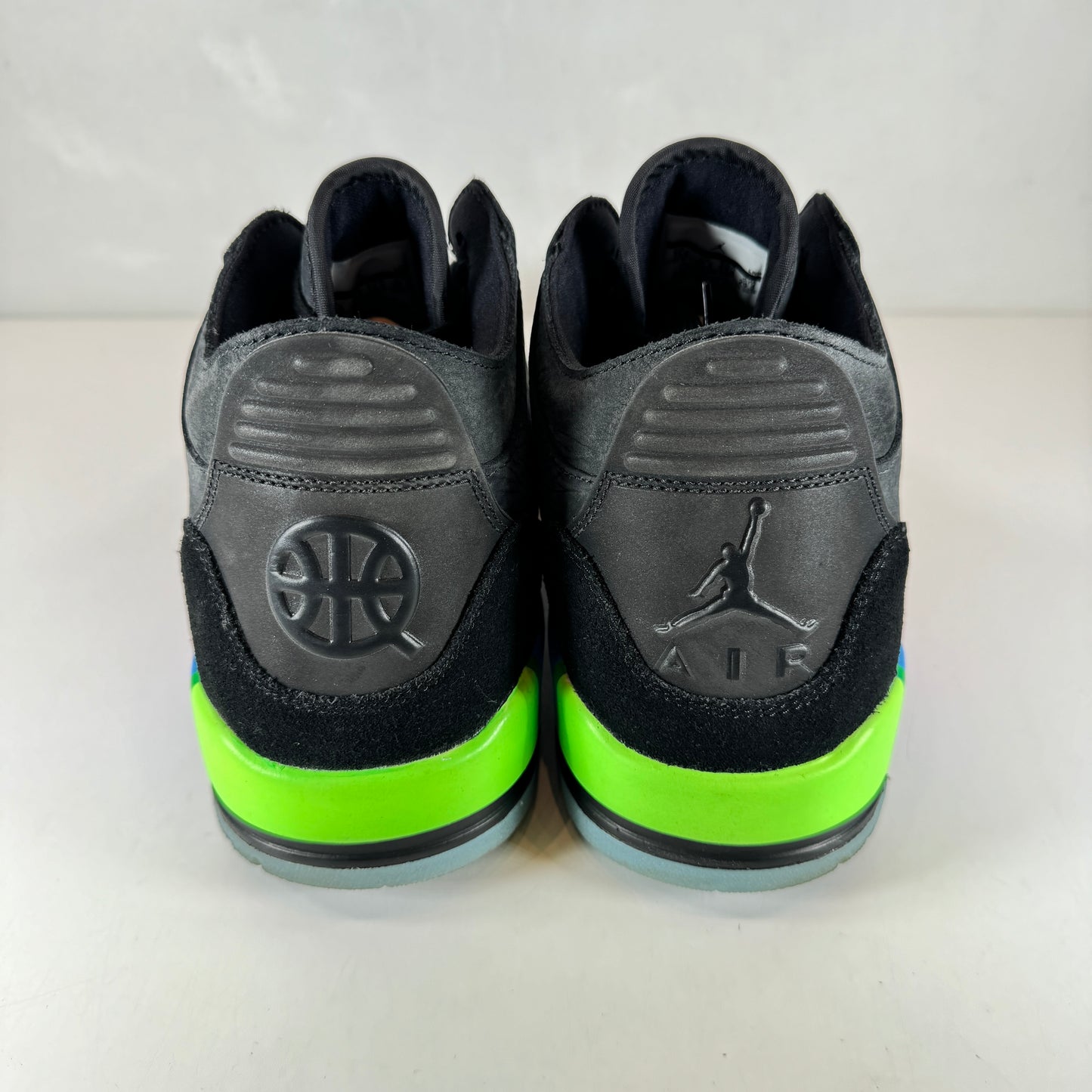 AT9195 001 Jordan 3 Retro Quai 54 (2018) [USED] - 11.5 M (Used)