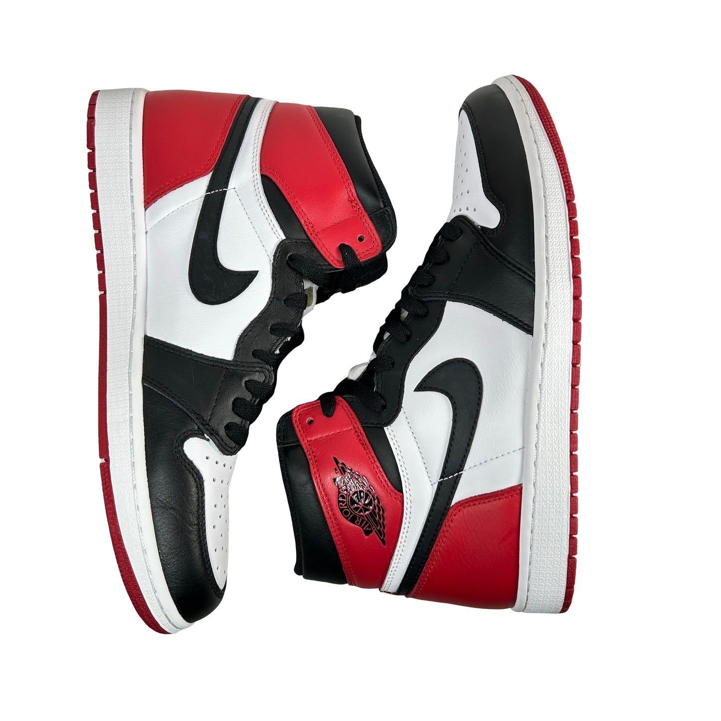 555088 125 Jordan 1 Retro Black Toe (2016) [USED] - 11 M (Used2)