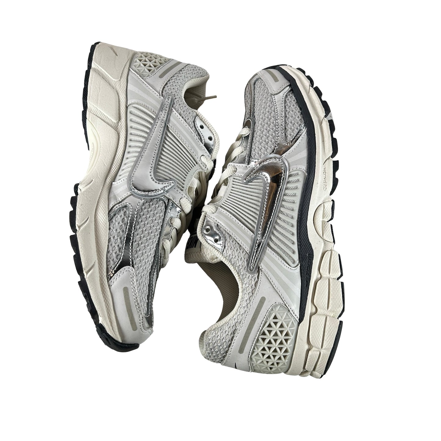 FD0884 025 Nike Zoom Vomero 5 Photon Dust Metallic Silver W [USED] - 10 W (Used3)
