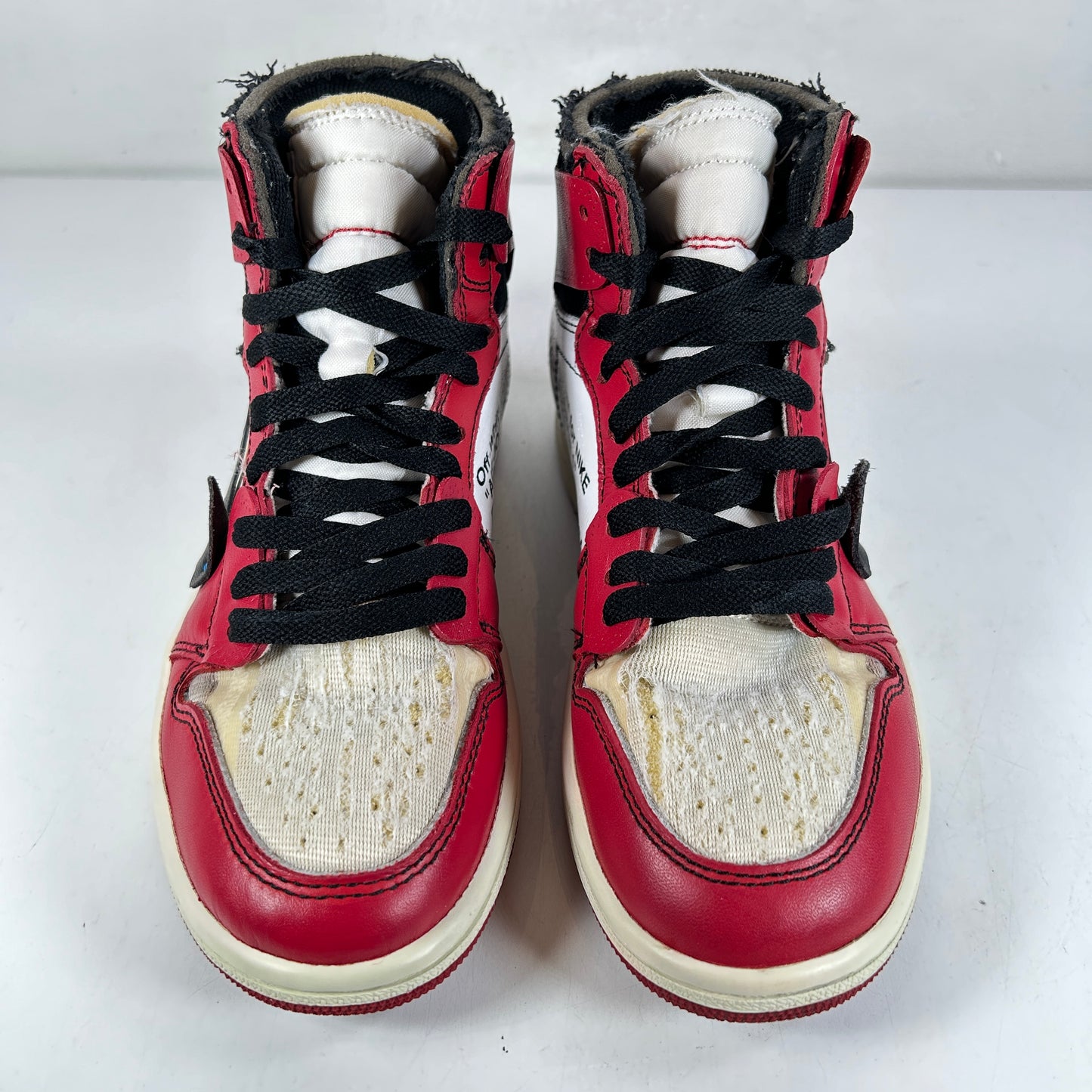 AA3834 101 Jordan 1 Retro High Off-White Chicago [USED] - 5.5 M (Used)