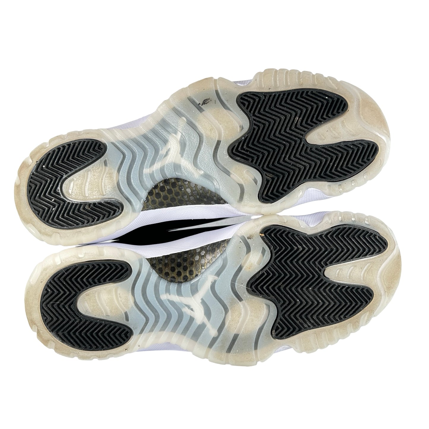 CT8012 170 Jordan 11 Retro DMP Defining Moments (2023) [USED] - 9.5 M (VNDS)