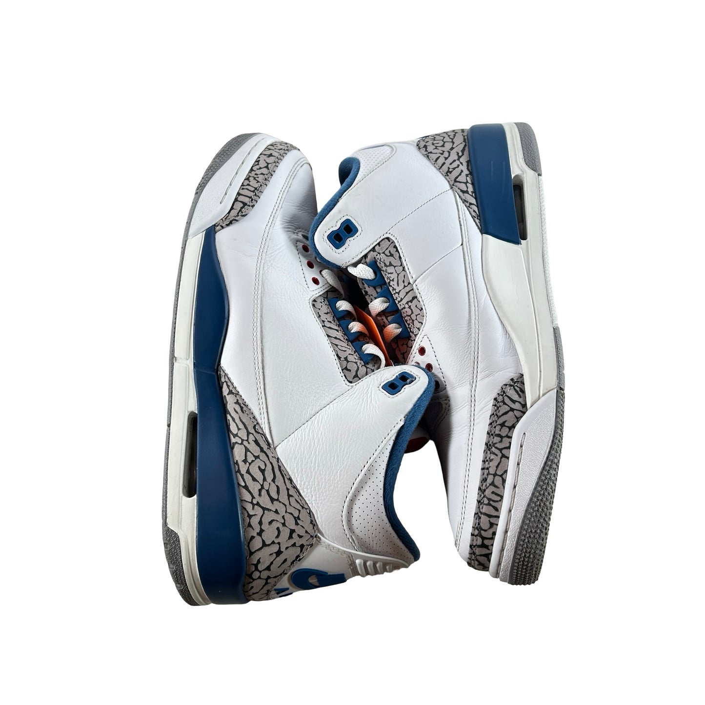 IF4396 104 Air Jordan 3 Retro True Blue (2026) [USED] - 11 M (Used2)